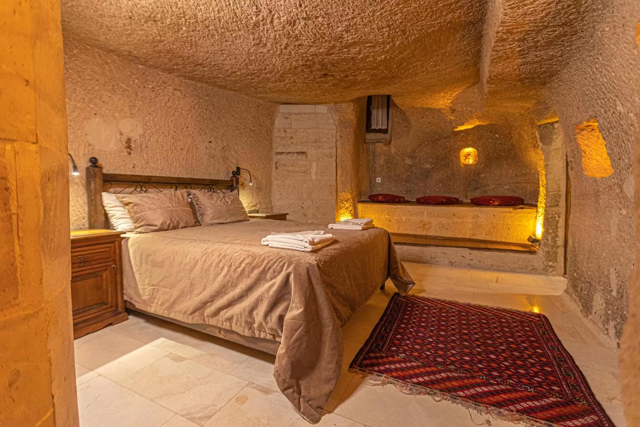 Bed in Taskonak Hotel