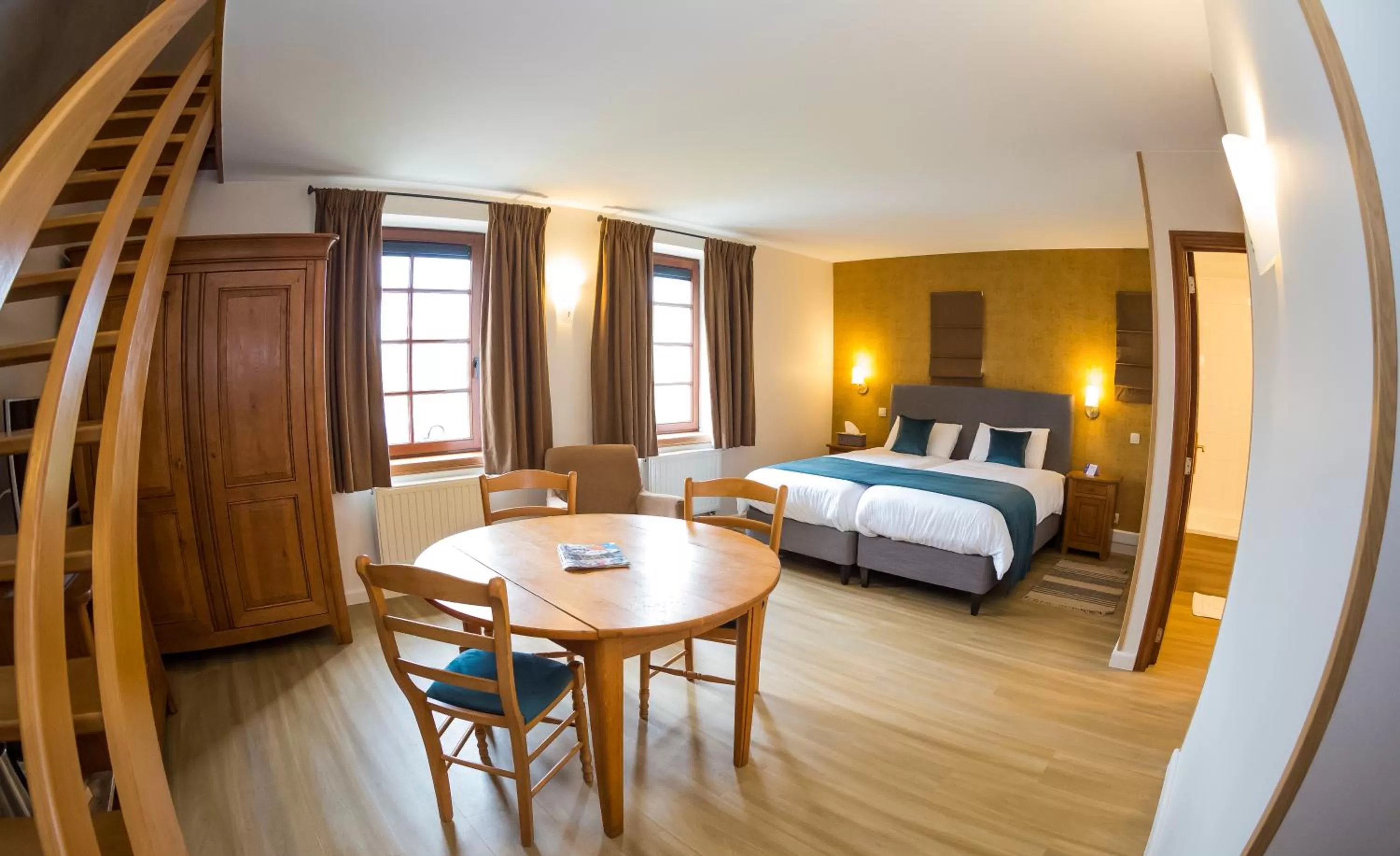 Photo of the whole room in B&B Ferme Château de Laneffe