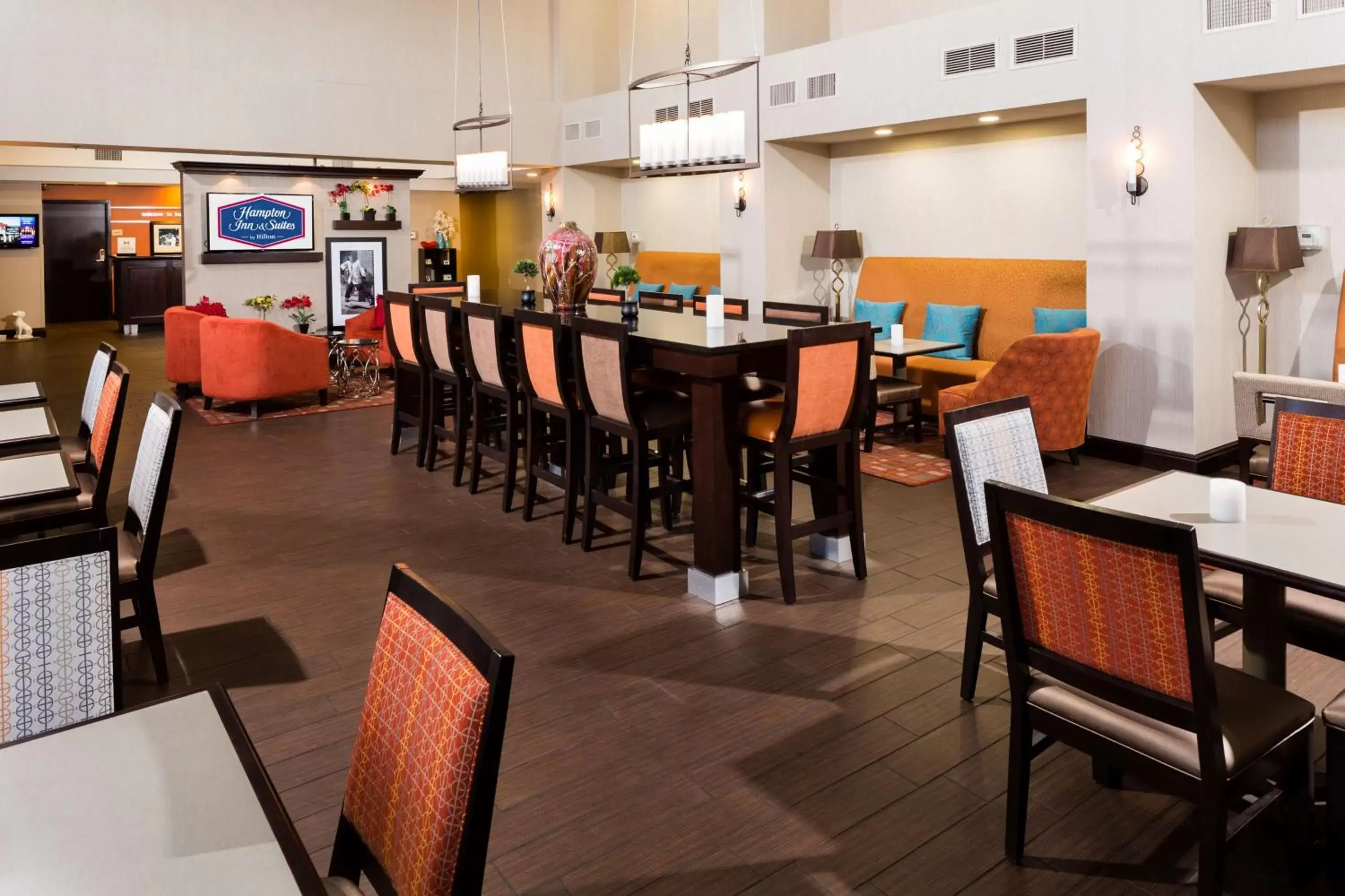 Restaurant/Places to Eat in Hampton Inn By Hilton - Suites Las Vegas South