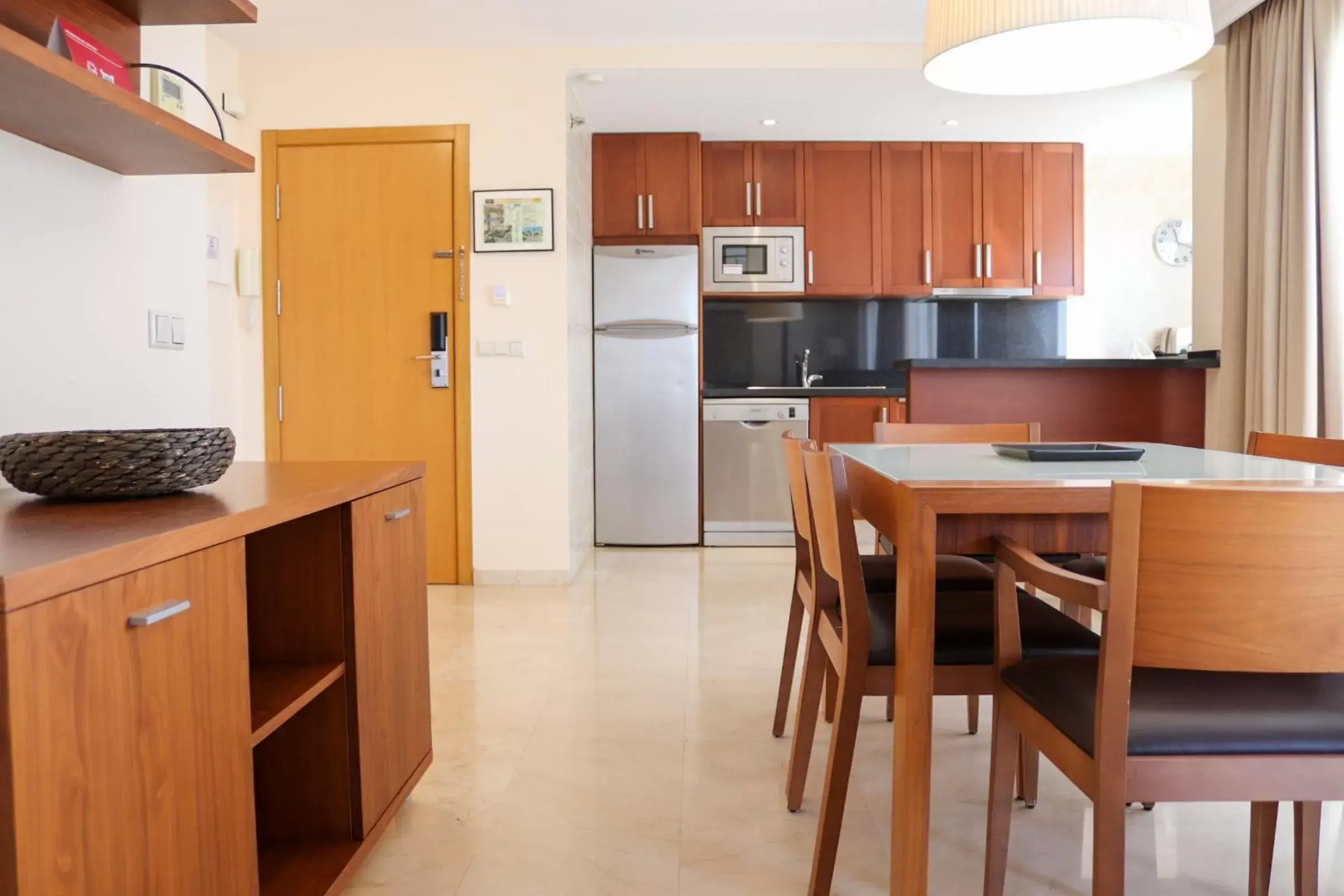 Kitchen or kitchenette, Kitchen/Kitchenette in Ramada Hotel & Suites by Wyndham Costa del Sol