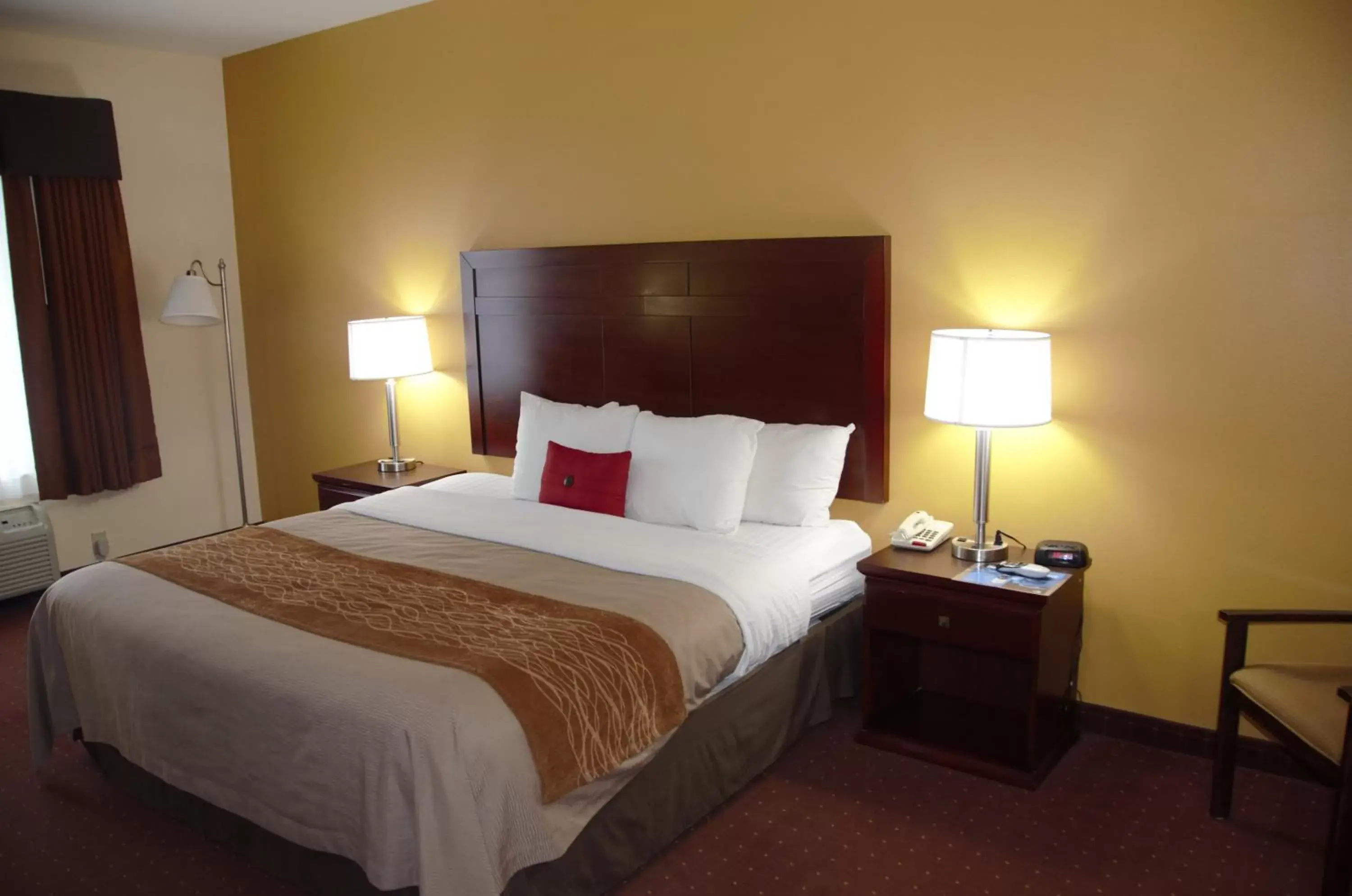 Bed in Americas Best Value Inn Saint Robert/Fort Leonard Wood