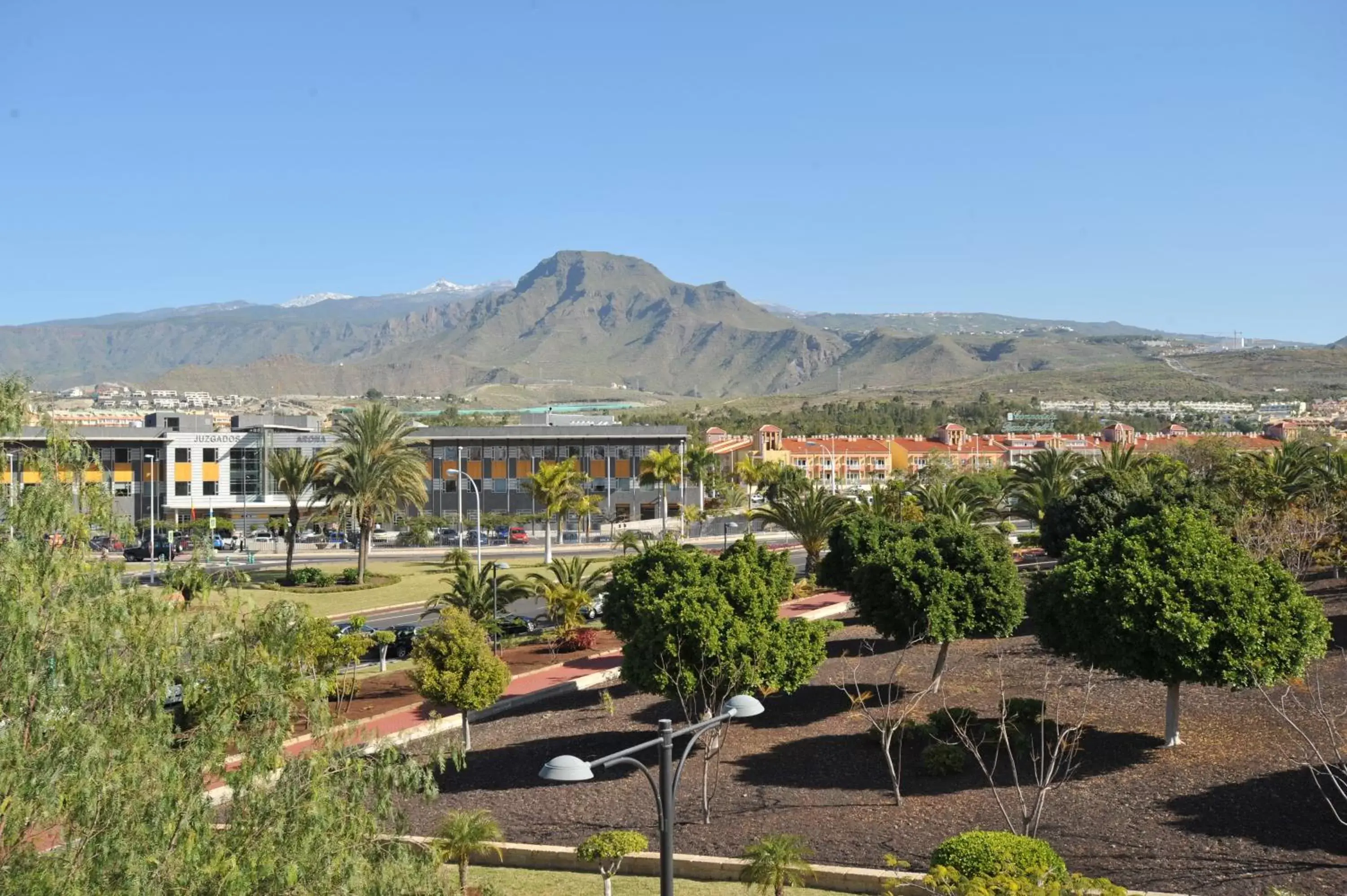 Street view, Mountain View in Apartamentos Marola-Portosin