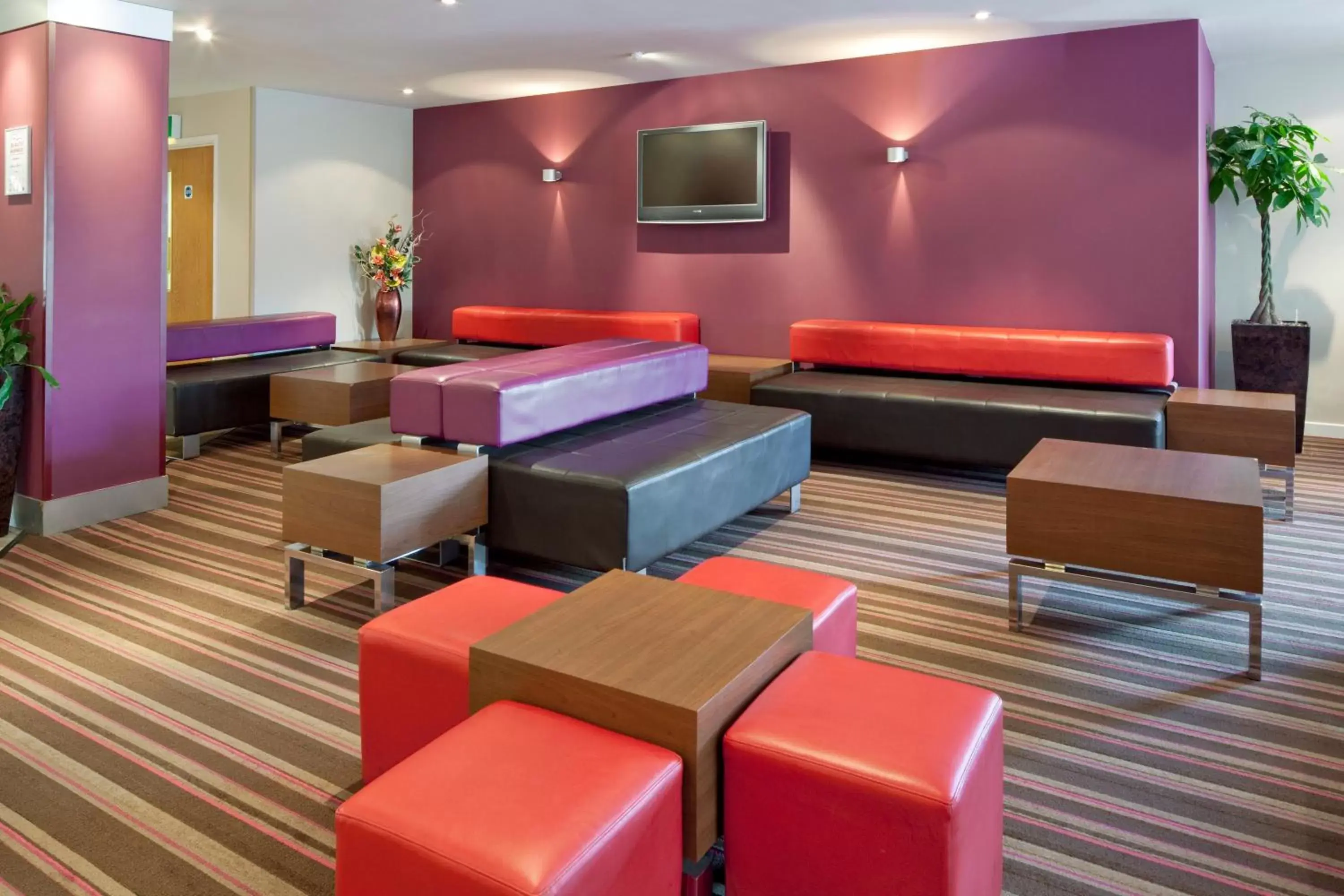 Other, Lounge/Bar in Holiday Inn Express Poole, an IHG Hotel