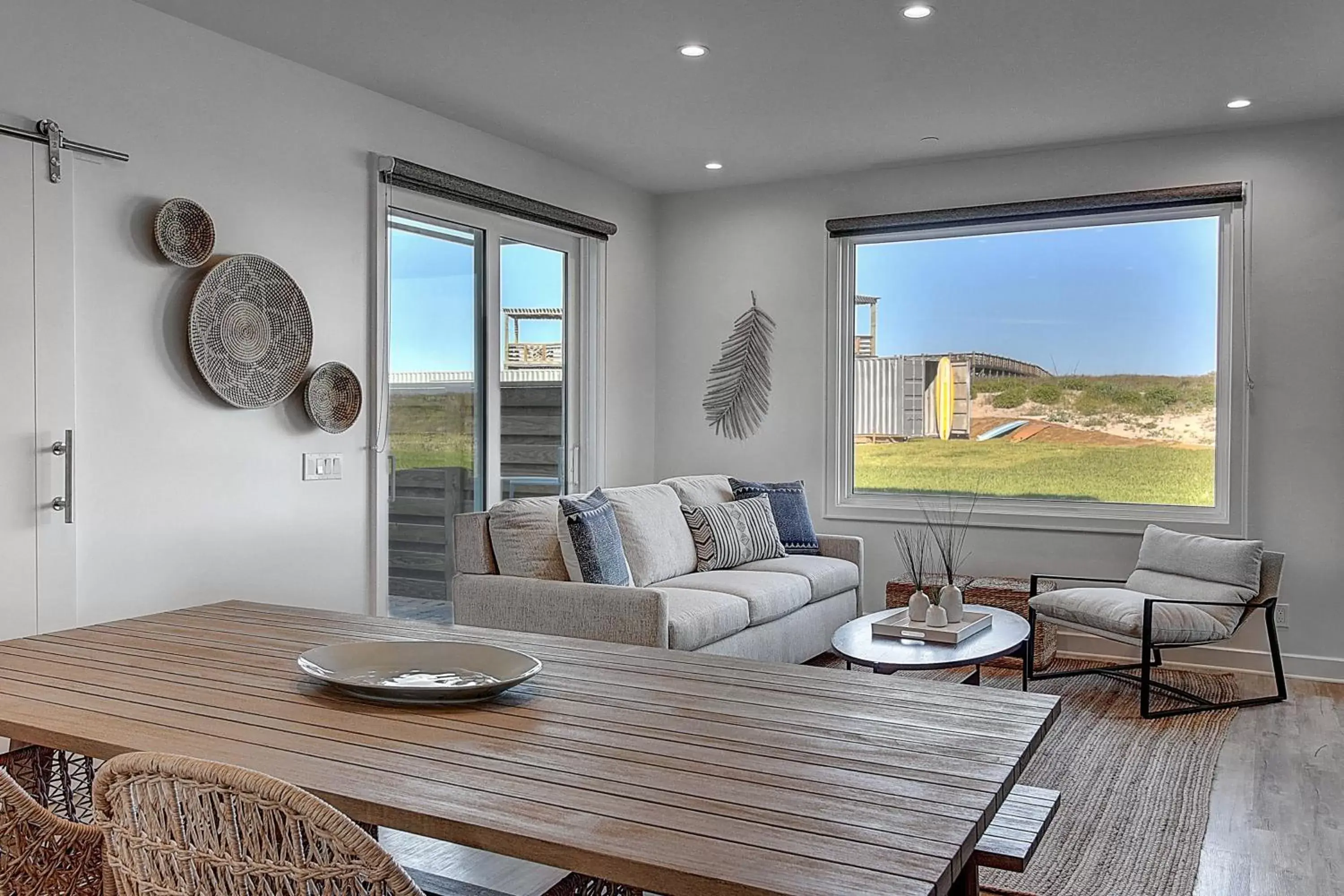 Living room, Seating Area in Lively Beach