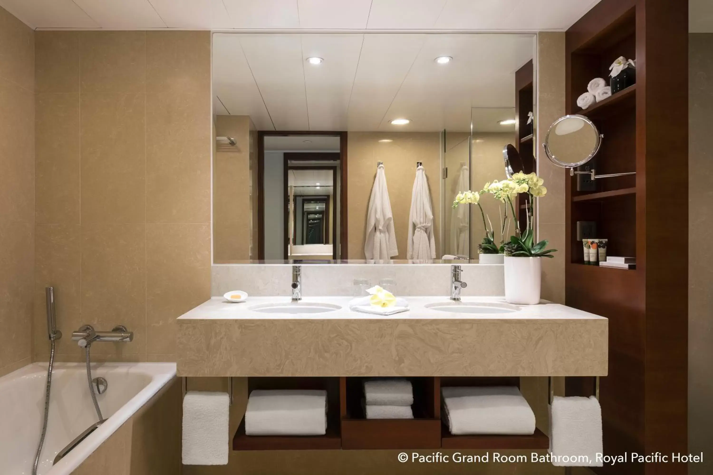 Bathroom in The Royal Pacific Hotel & Towers