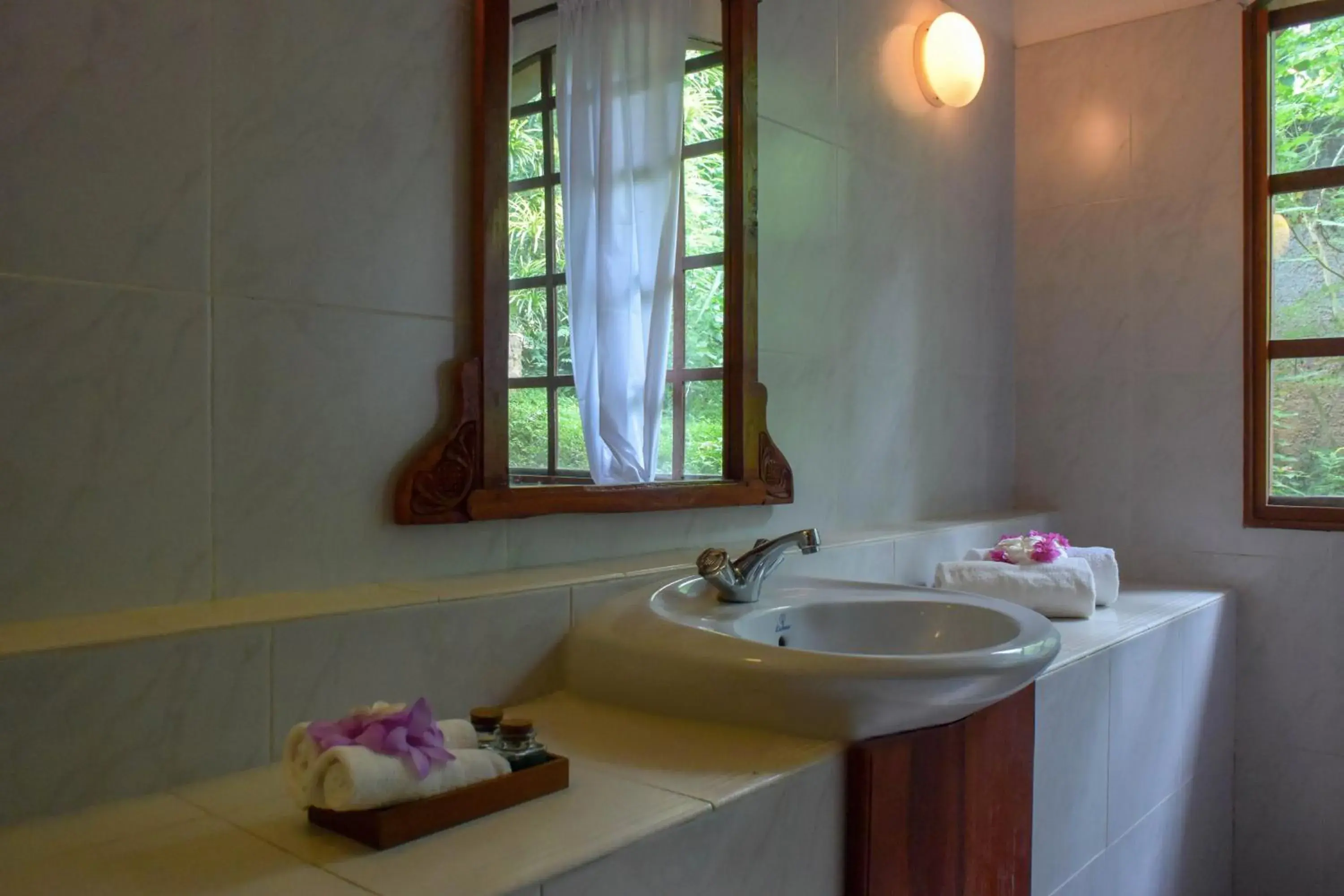 Toilet, Bathroom in Eva Lanka Hotel - Beach & Wellness