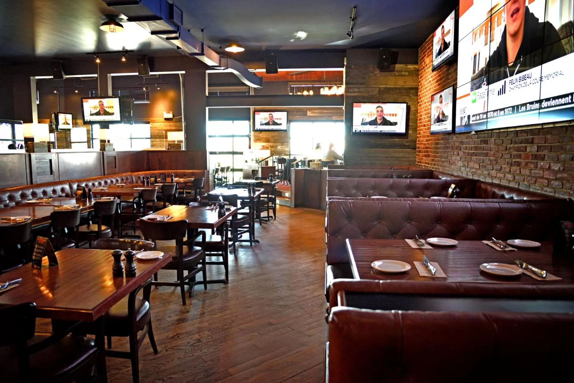 Restaurant/places to eat in Hôtel l'Empress