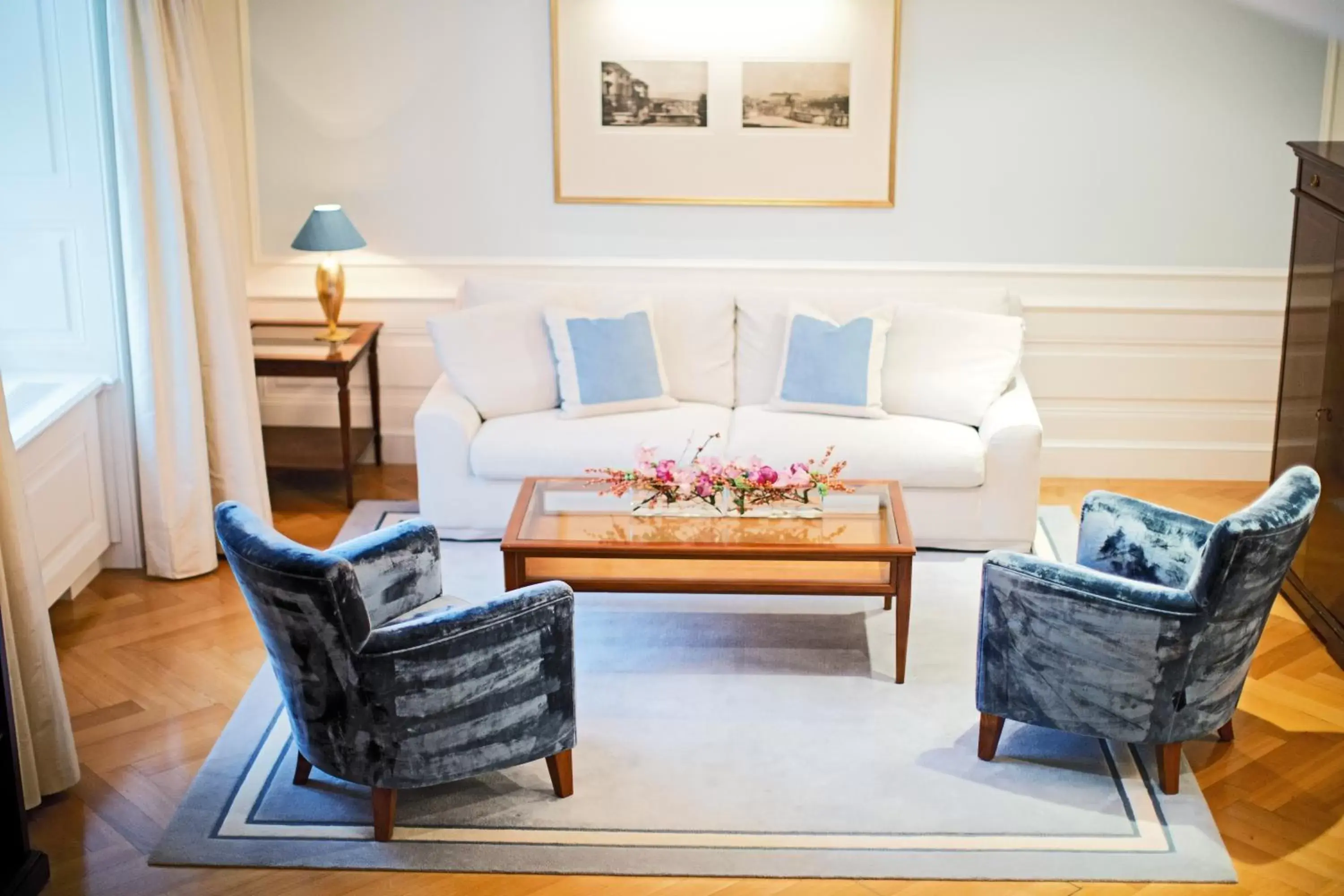 Living room, Seating Area in Palais Coburg Hotel Residenz