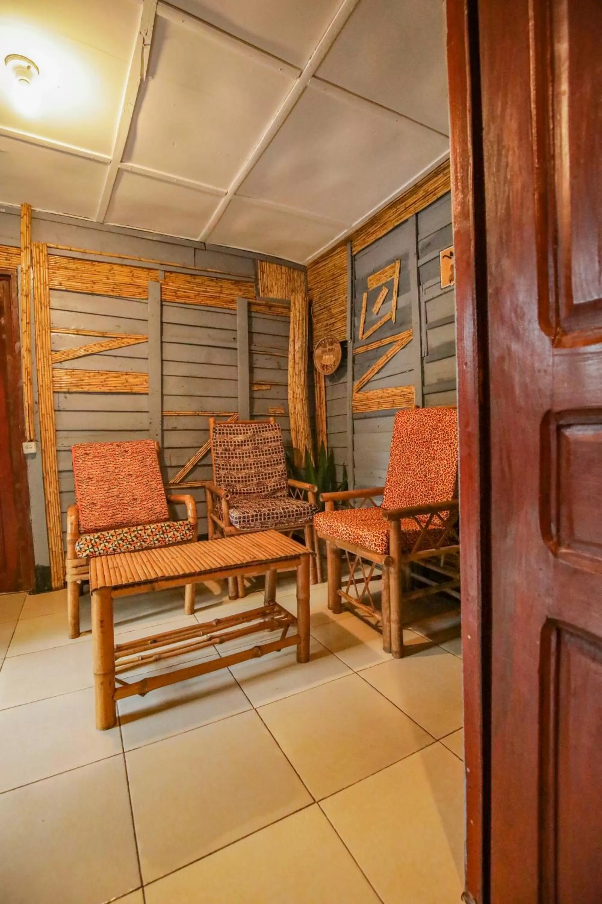 Living room, Seating Area in Fravan Eco Resort By Apogee