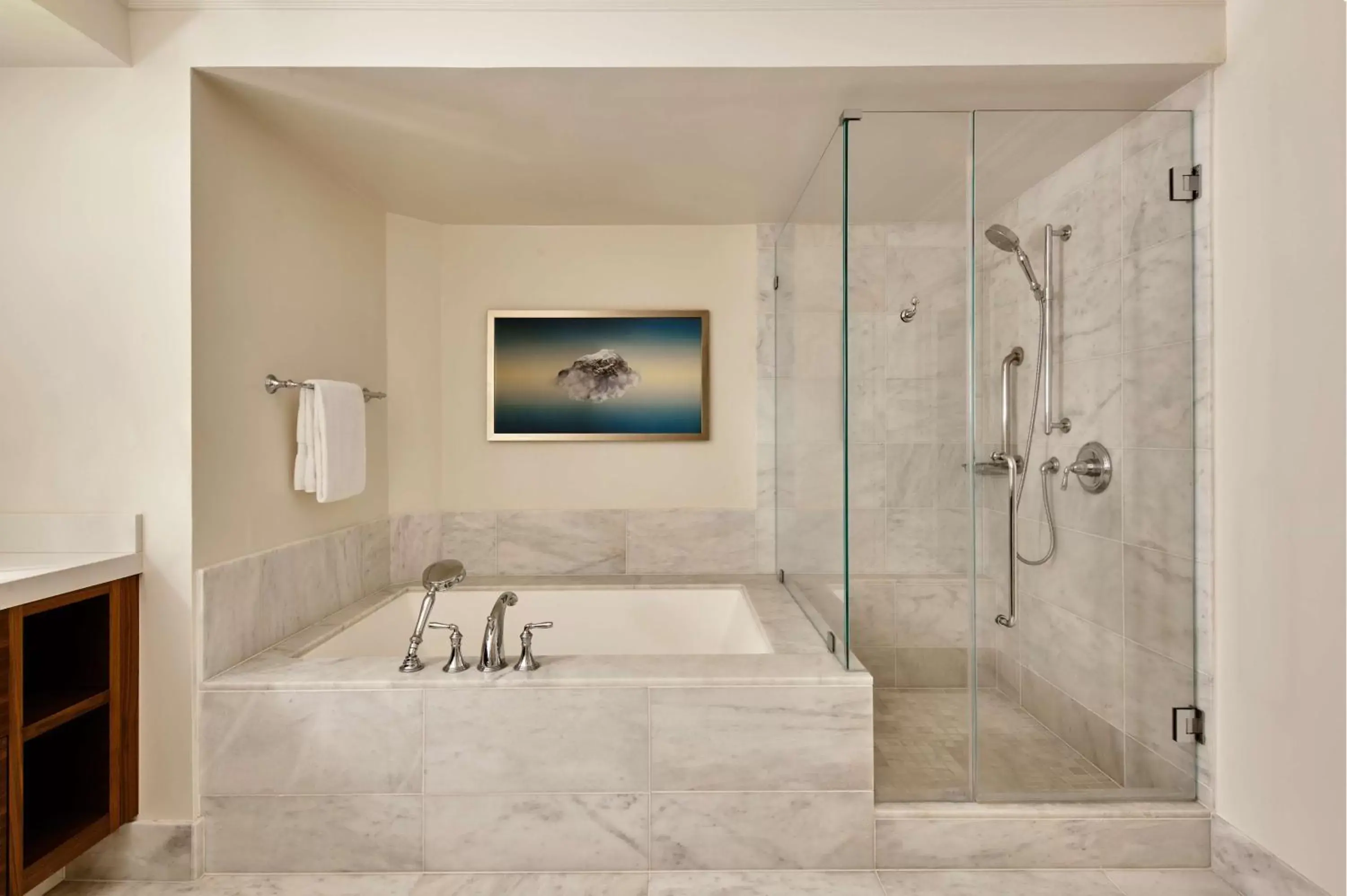 Bathroom in Grand Wailea Resort Hotel & Spa, A Waldorf Astoria Resort