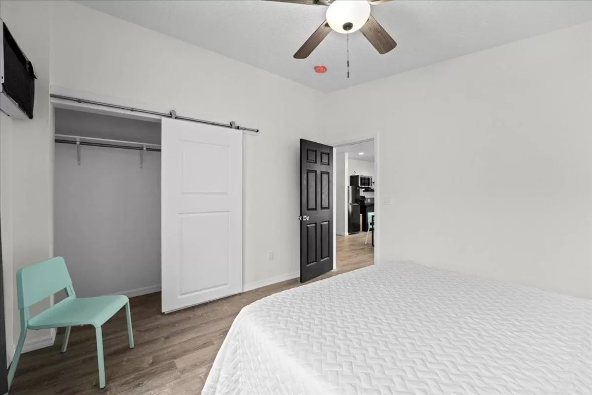 Bed in Travel Inn of Titusville