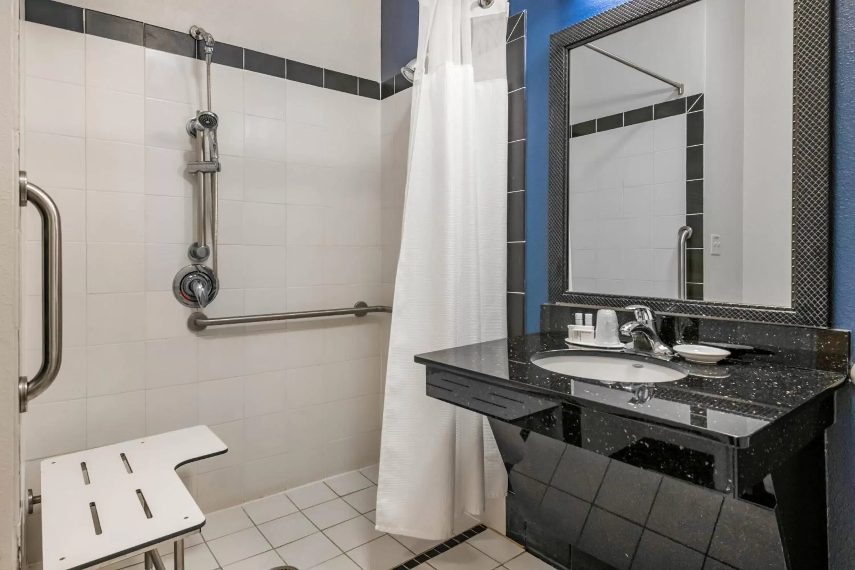 Bathroom in Fairfield Inn and Suites Holiday Tarpon Springs