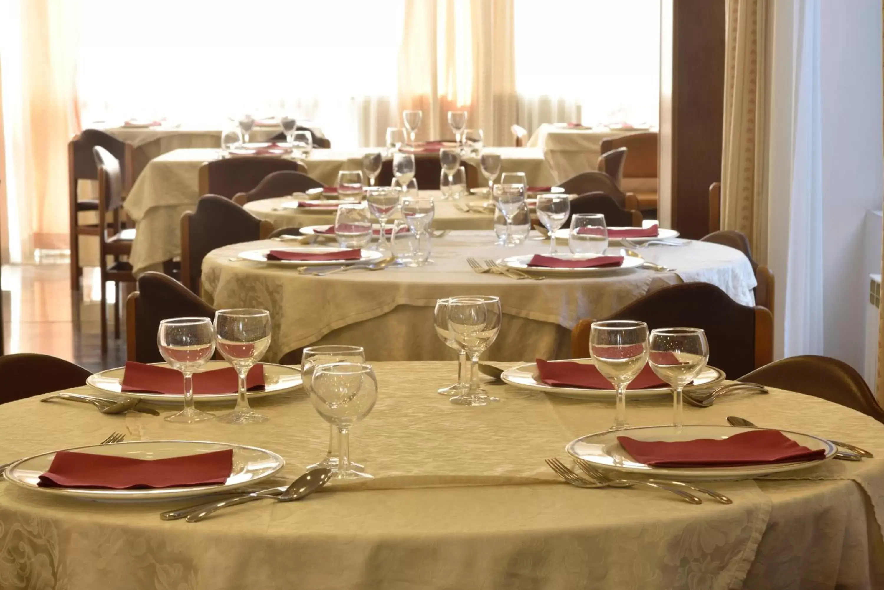 Dining area, Restaurant/Places to Eat in Hotel Bergamo Mare Mhotelsgroup