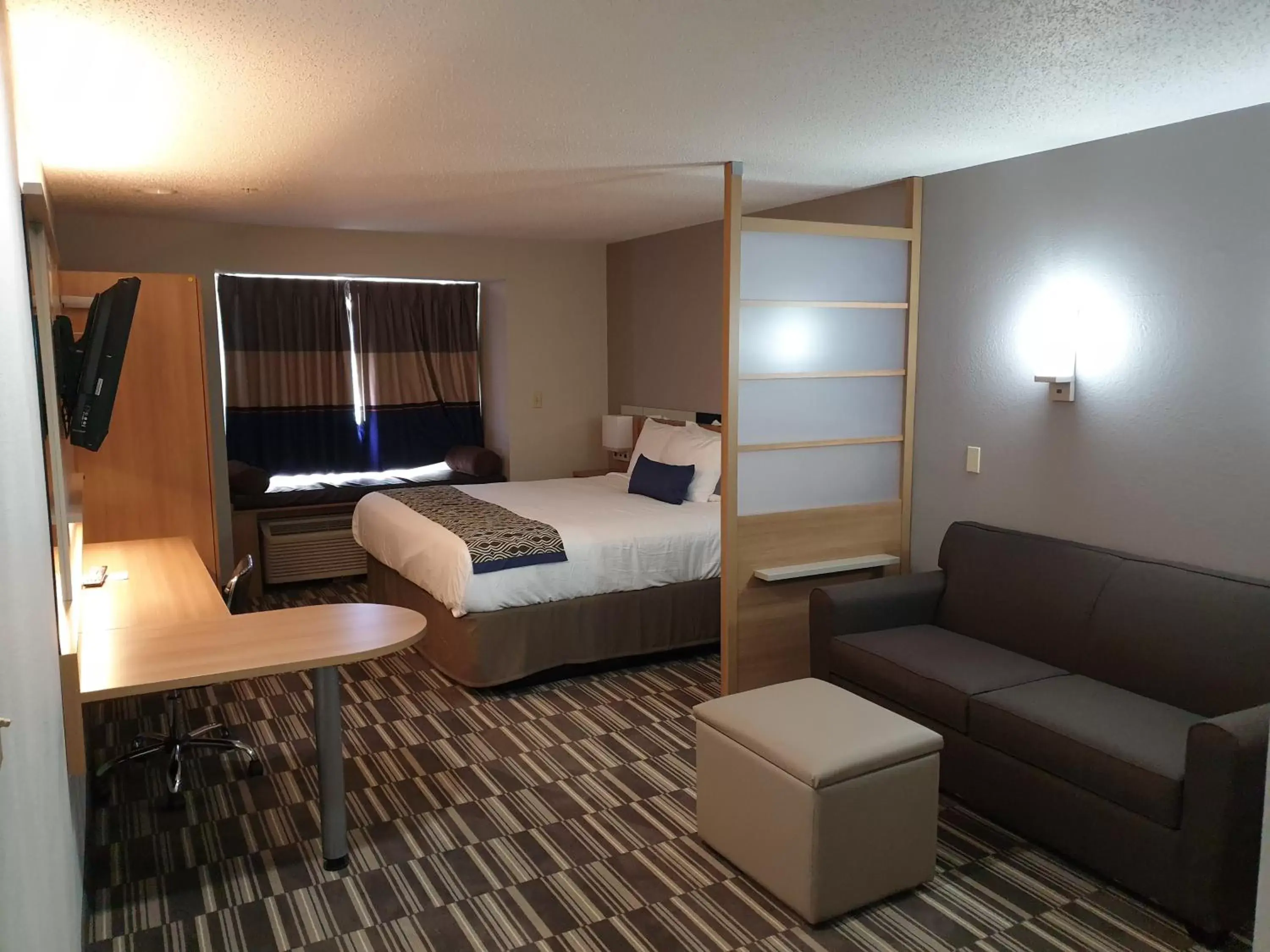 Bed in Microtel Inn & Suites by Wyndham Augusta/Riverwatch Bed in Microtel Inn & Suites by Wyndham Augusta/Riverwatch