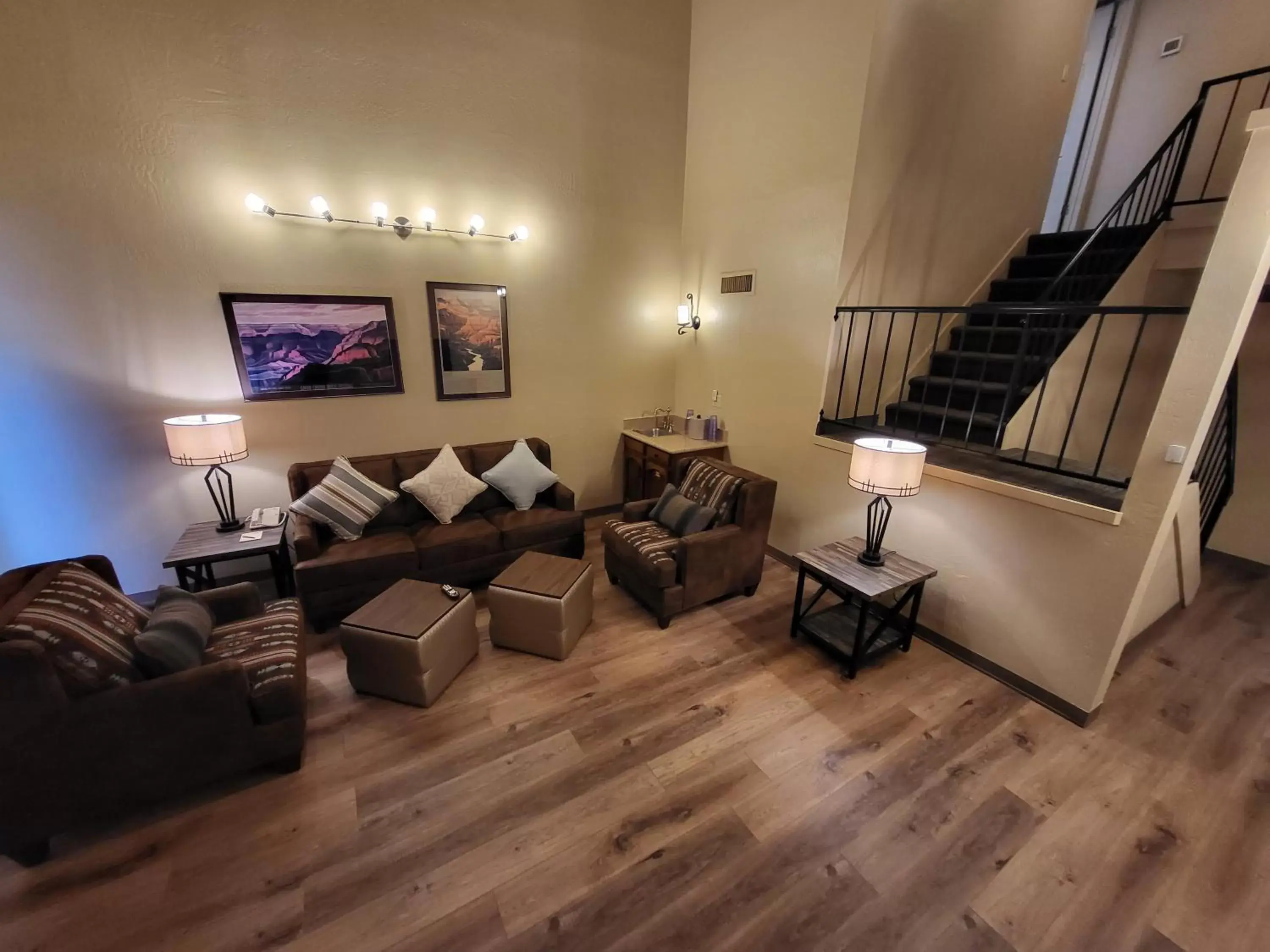 Living room, Seating Area in Villas of Sedona, a VRI resort