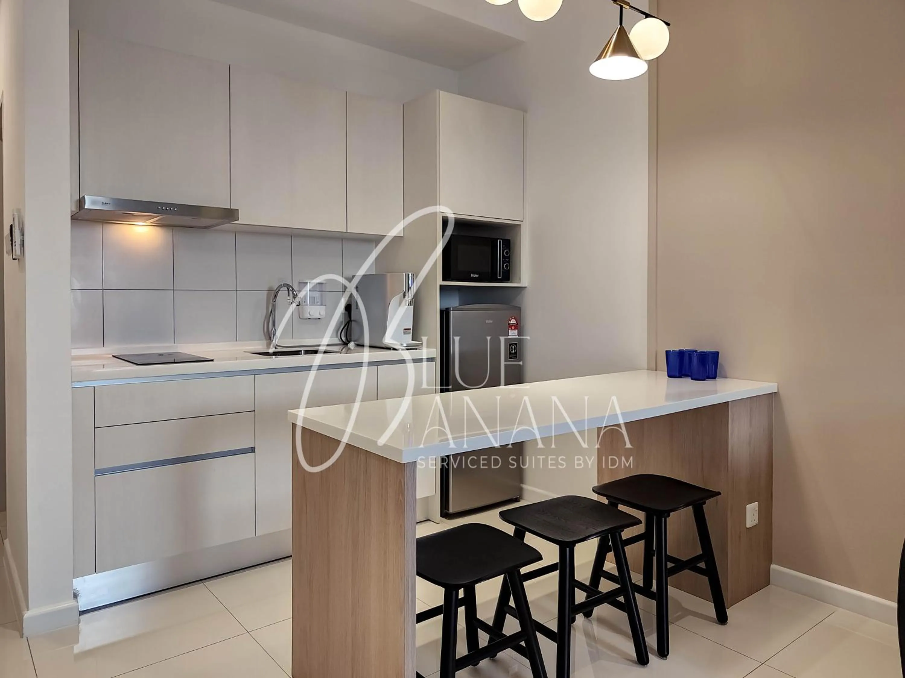 Kitchen or kitchenette, Kitchen/Kitchenette in Chambers Residence Premier Suites by BlueBanana