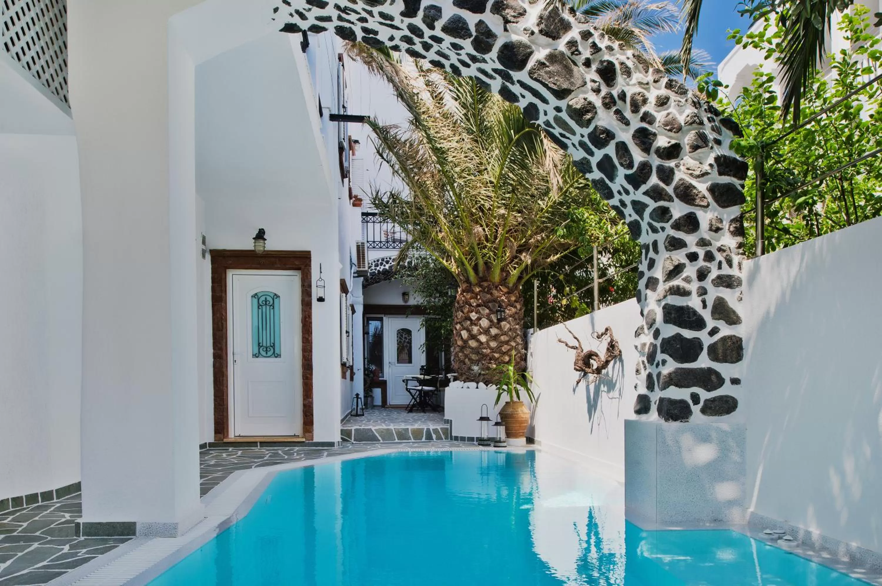 Swimming pool in Galatia Villas