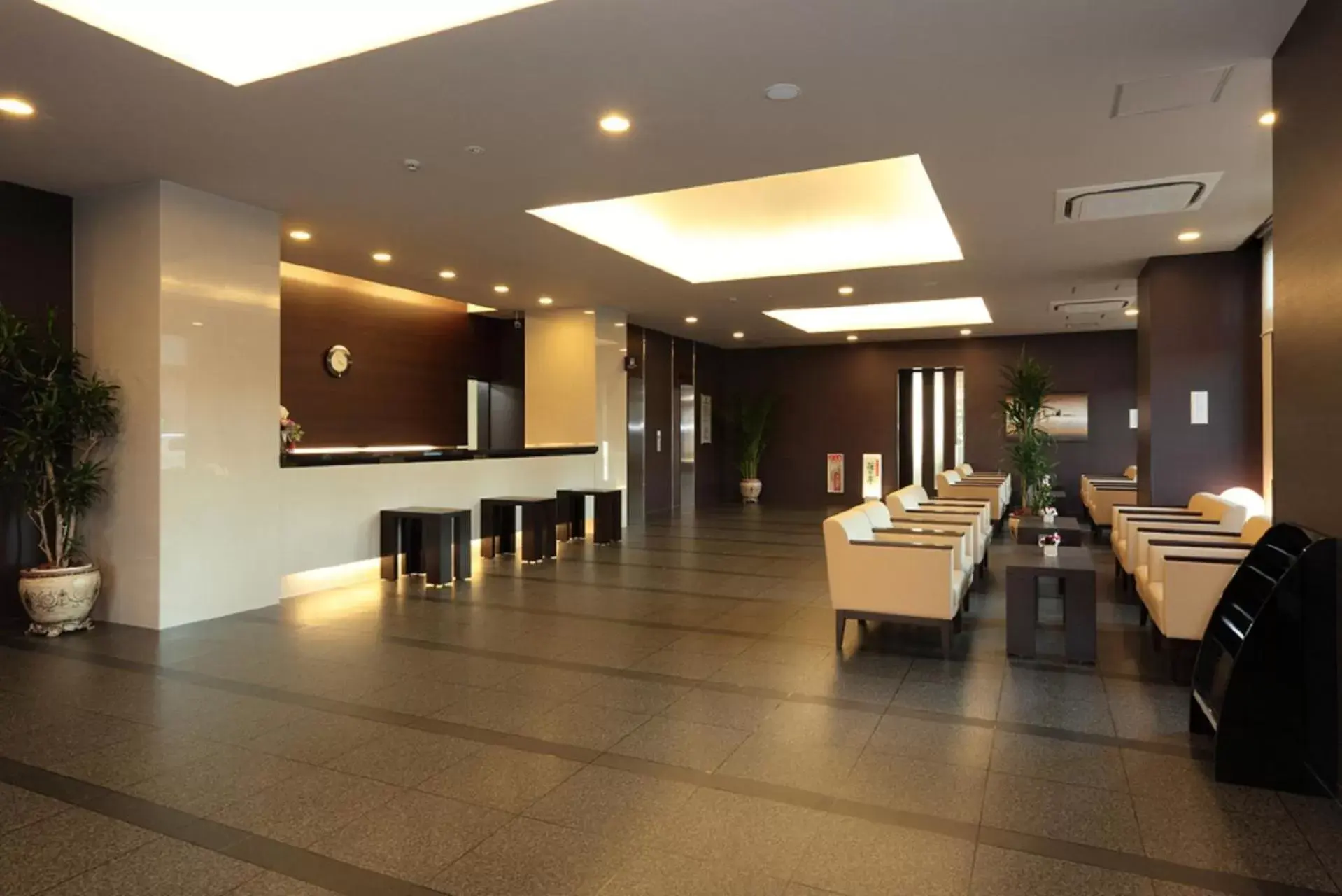 Lobby or reception in Hotel Route-Inn Toyotajinnaka