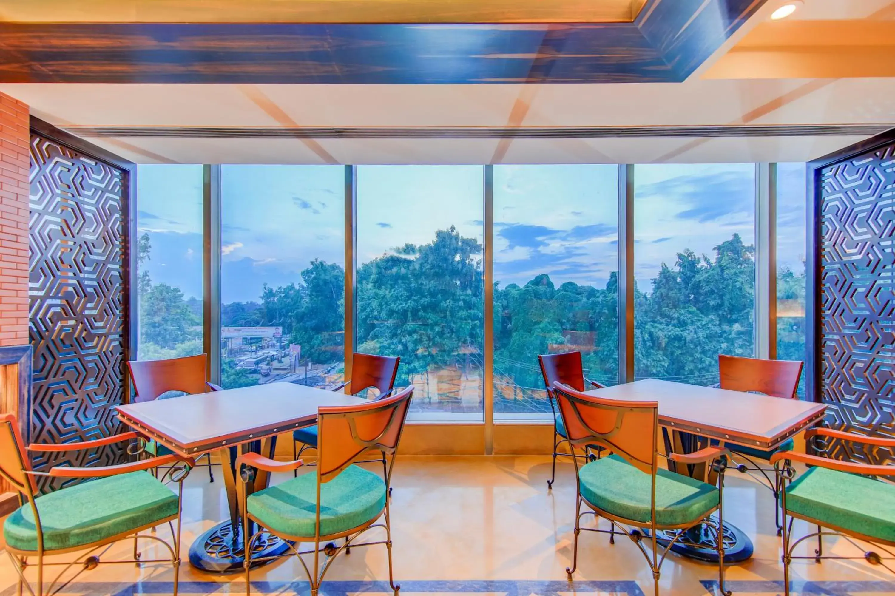 Restaurant/places to eat in Radisson Blu Gorakhpur Restaurant/places to eat in Radisson Blu Gorakhpur