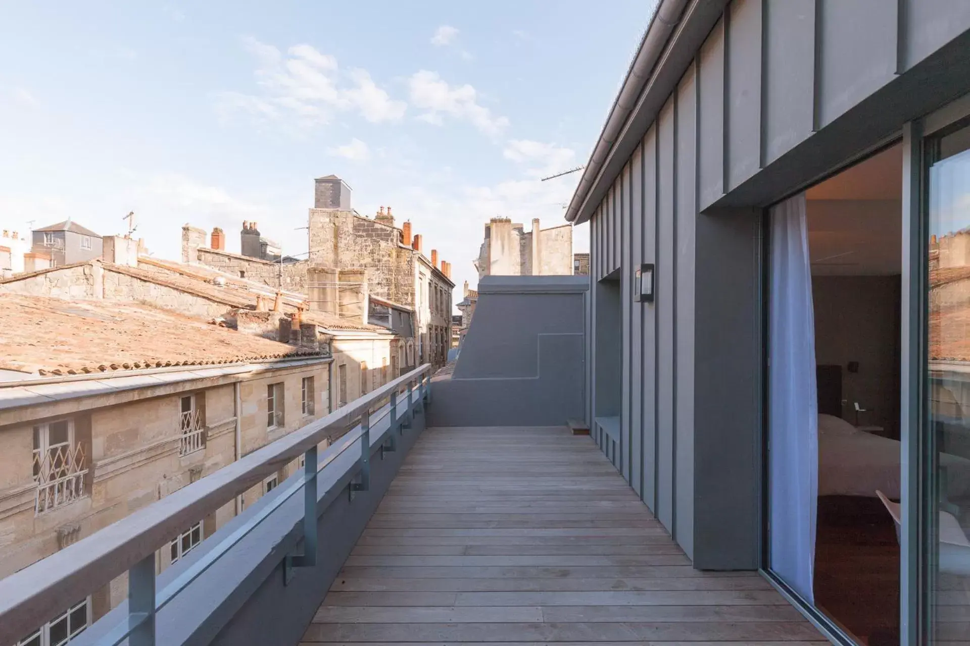 Balcony/Terrace in LOFT luxe hyper centre: terrasse/piscine/ salle de sport