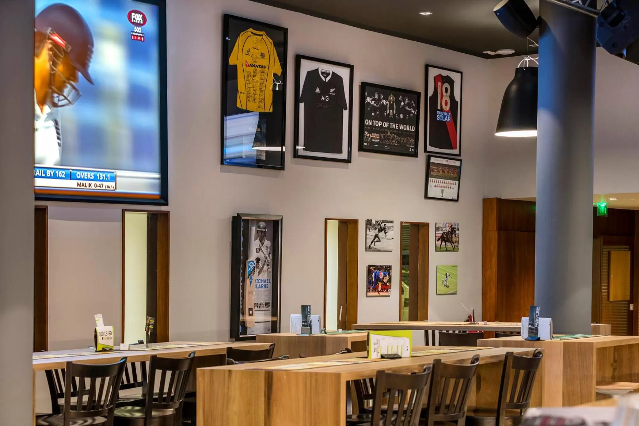 Restaurant/places to eat in Ramada Hotel & Suites by Wyndham Noumea