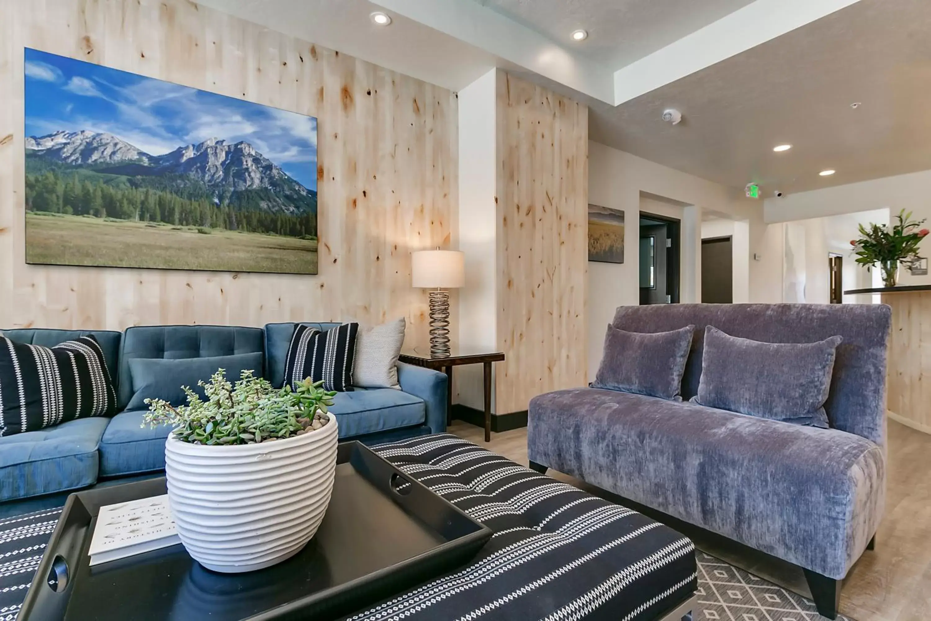 Seating Area in Silver Creek Hotel