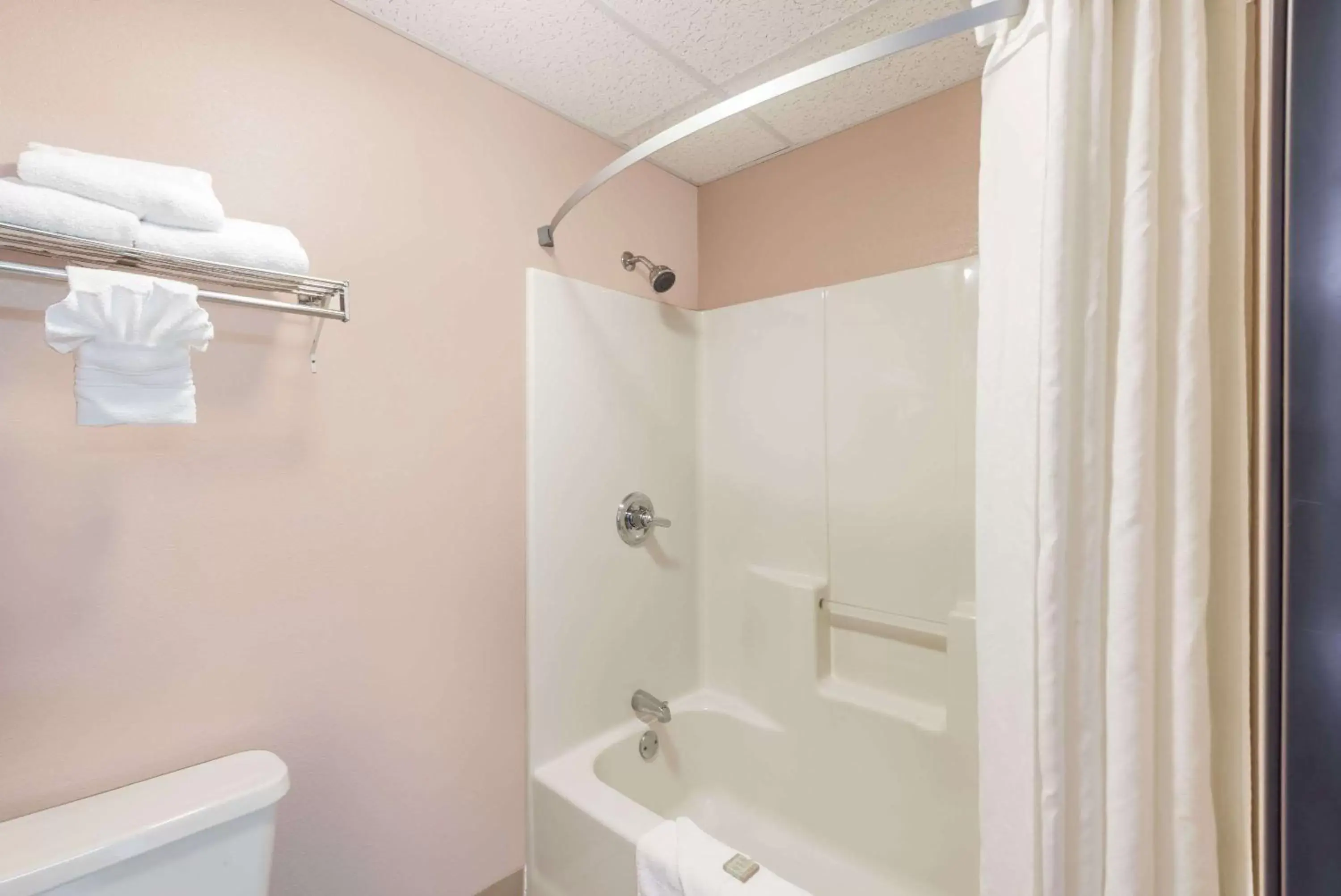 Super 8 by Wyndham Winfield-Quail Ridge Area Super 8 by Wyndham Winfield-Quail Ridge Area