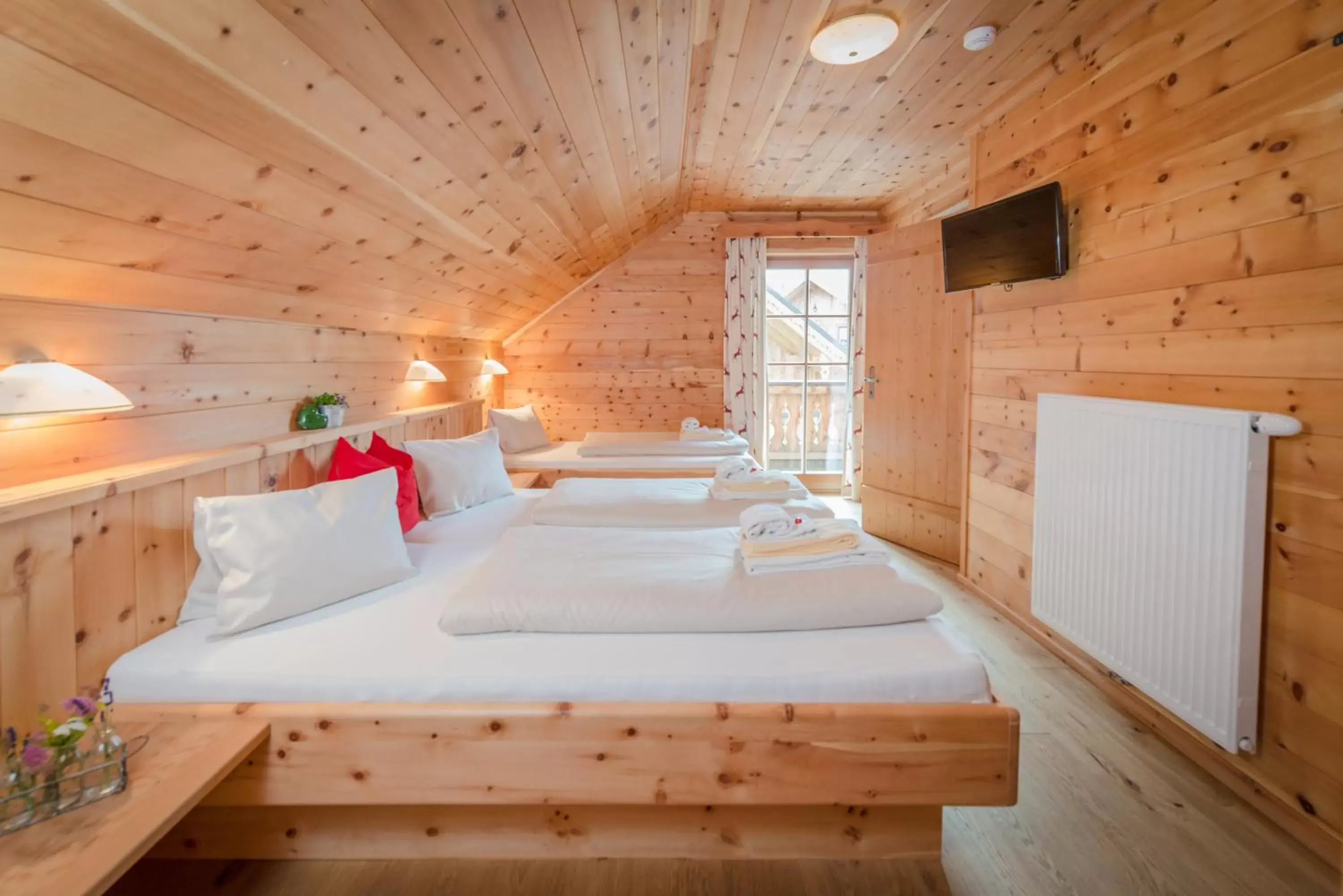 Photo of the whole room, Bed in Almwelt Austria