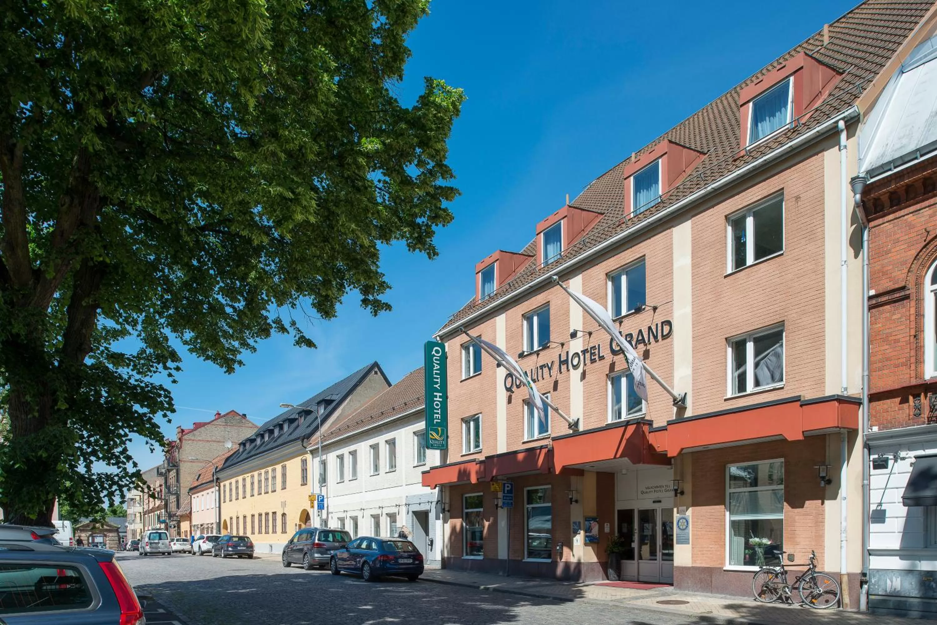 Facade/entrance in Quality Hotel Grand Kristianstad