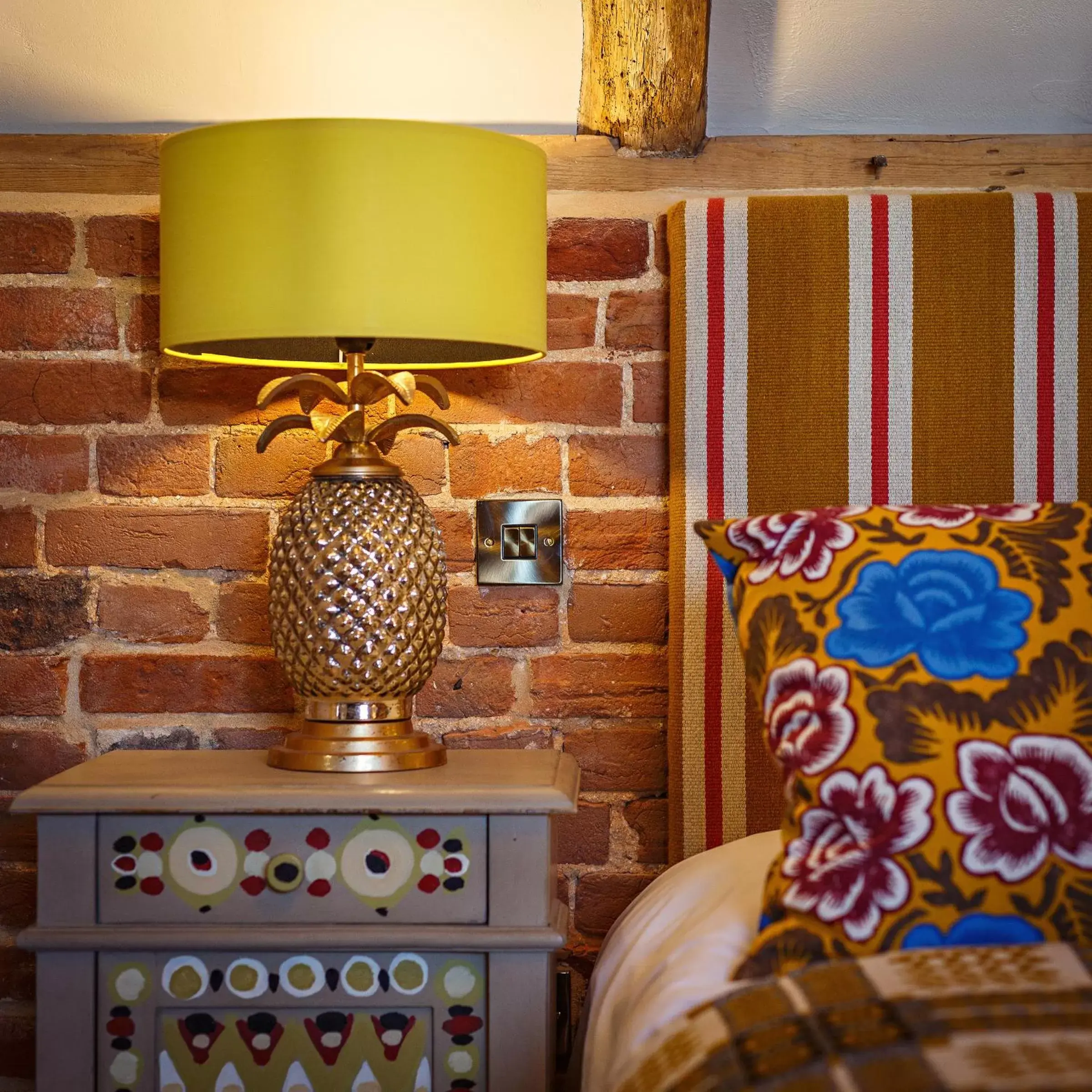 Decorative detail, TV/Entertainment Center in The Dial House