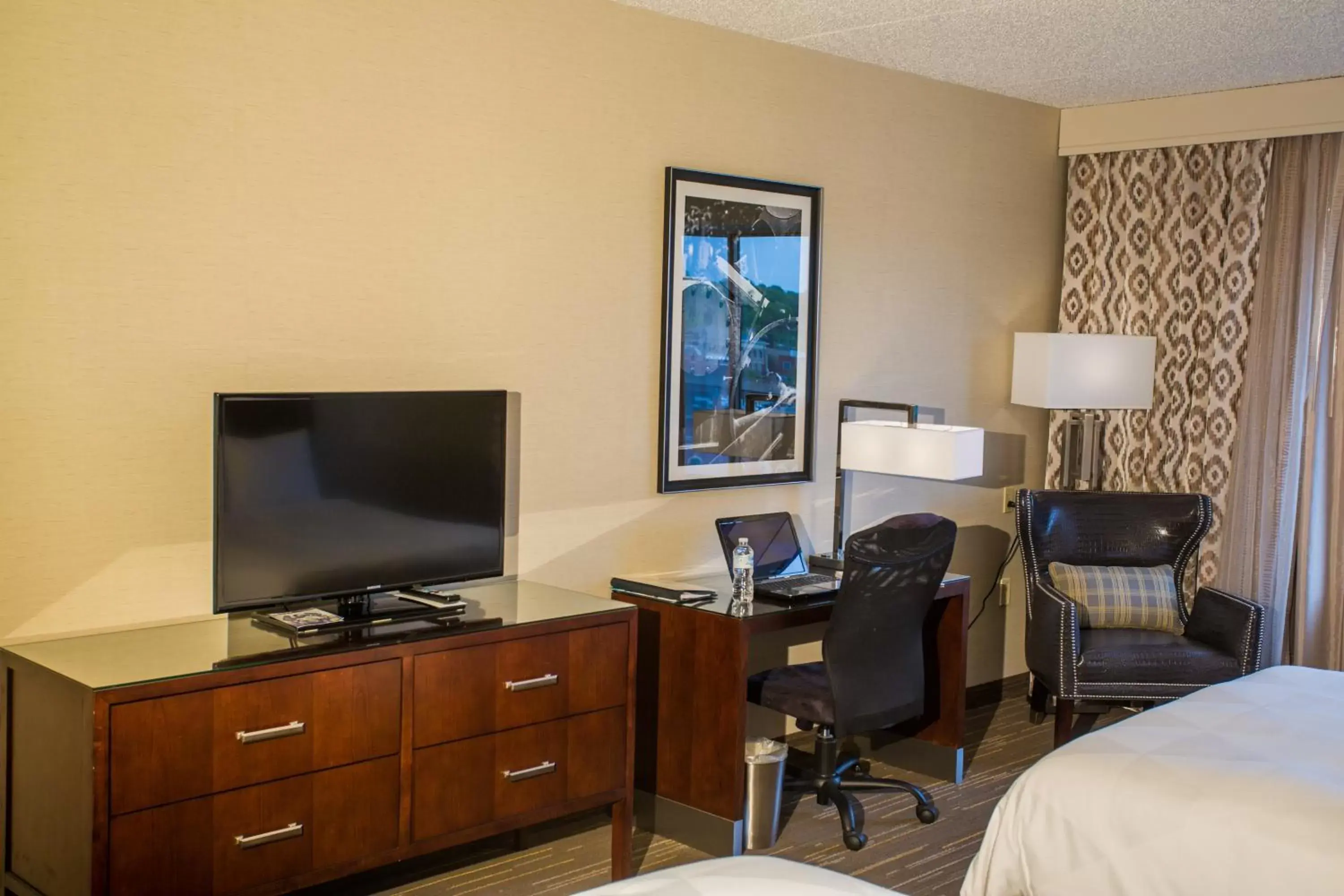 TV and multimedia, TV/Entertainment Center in Wyndham Moline on John Deere Commons