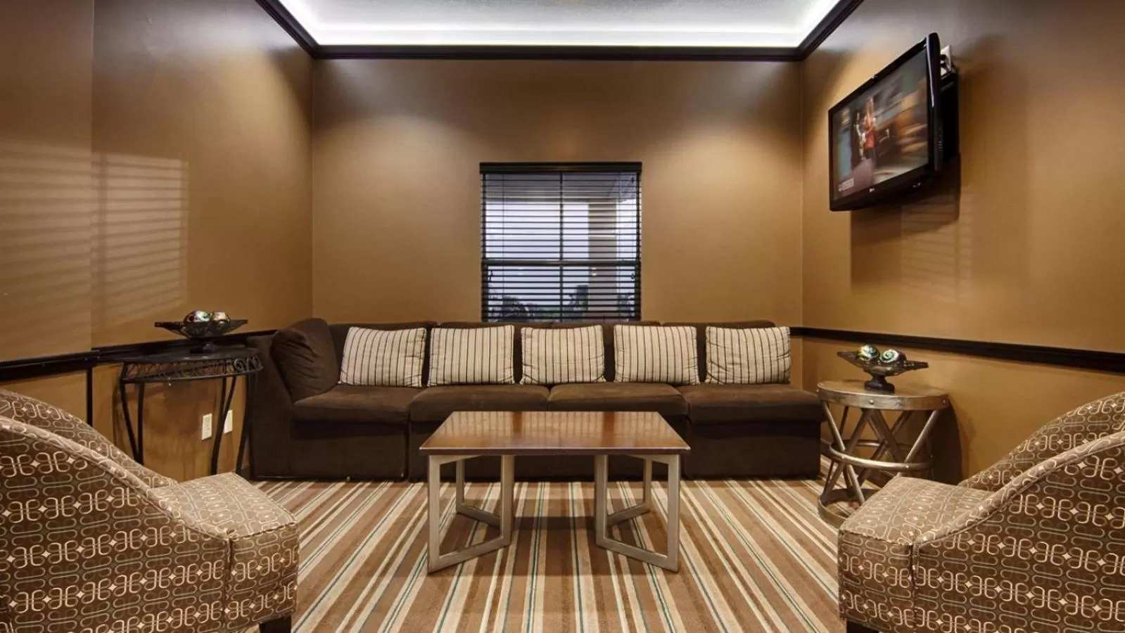 Lobby or reception in Best Western Plus Seawall Inn & Suites by the Beach