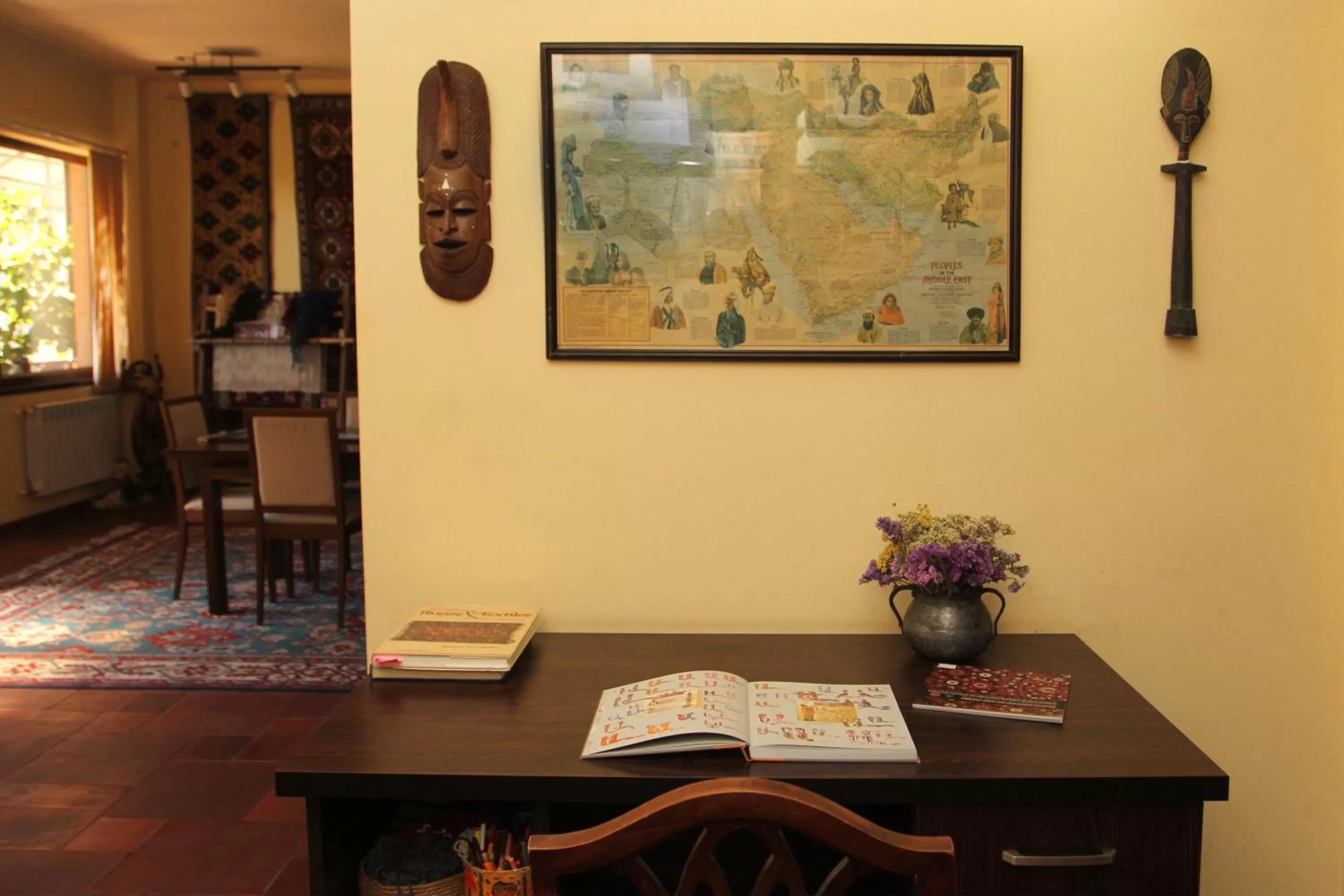 Library in Silk Road Hotel