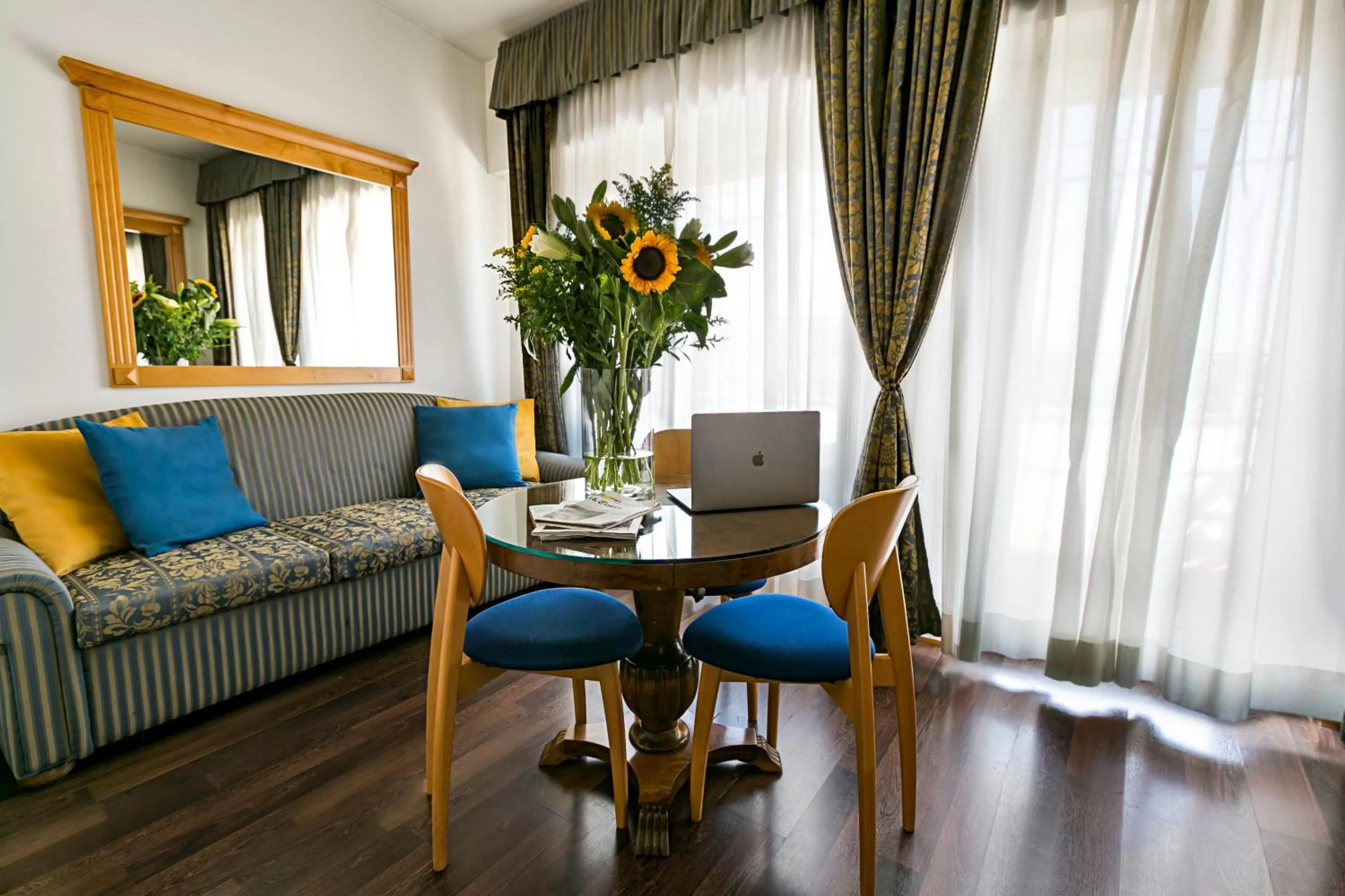 Living room in Hotel Diplomatic