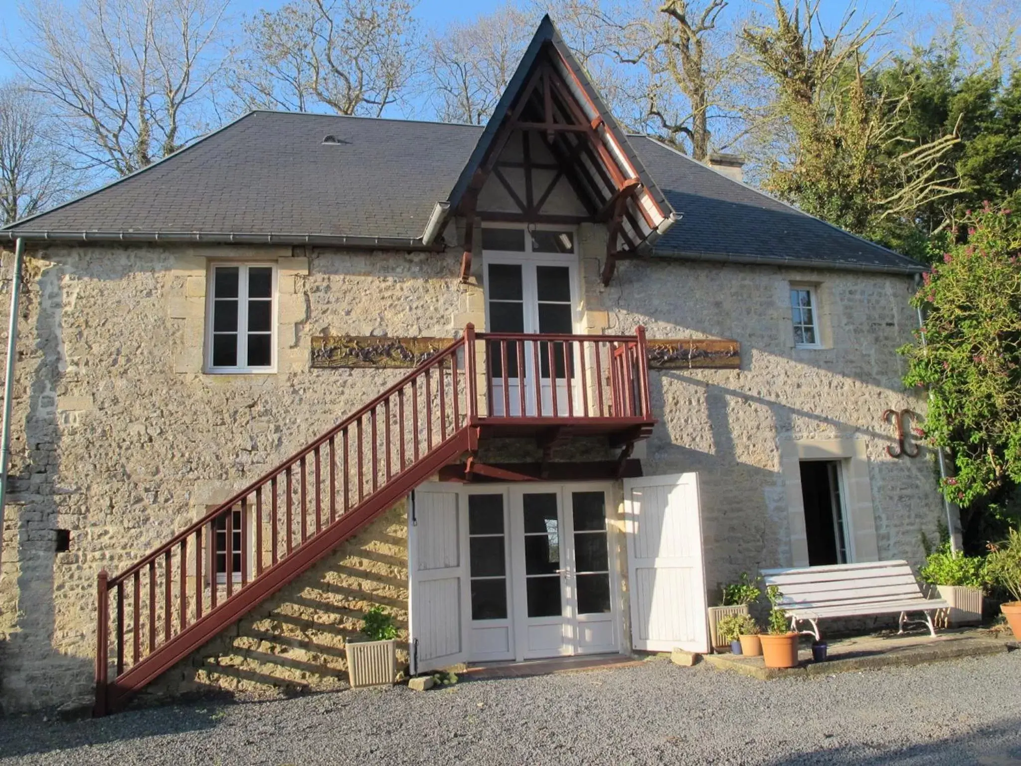 Facade/entrance, Property Building in Le Château d'Asnières en Bessin