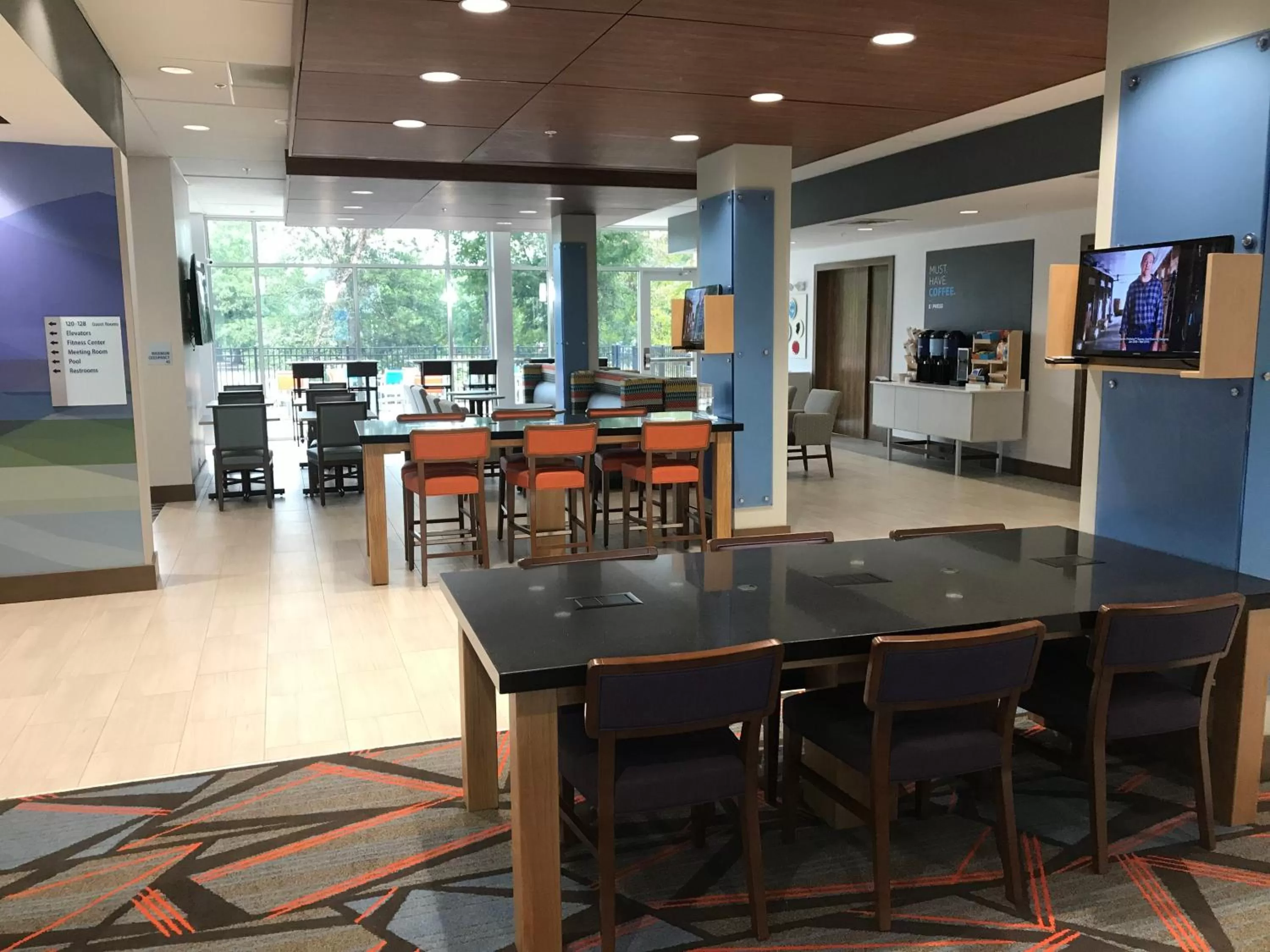 Breakfast in Holiday Inn Express & Suites Greenville SE - Simpsonville by IHG