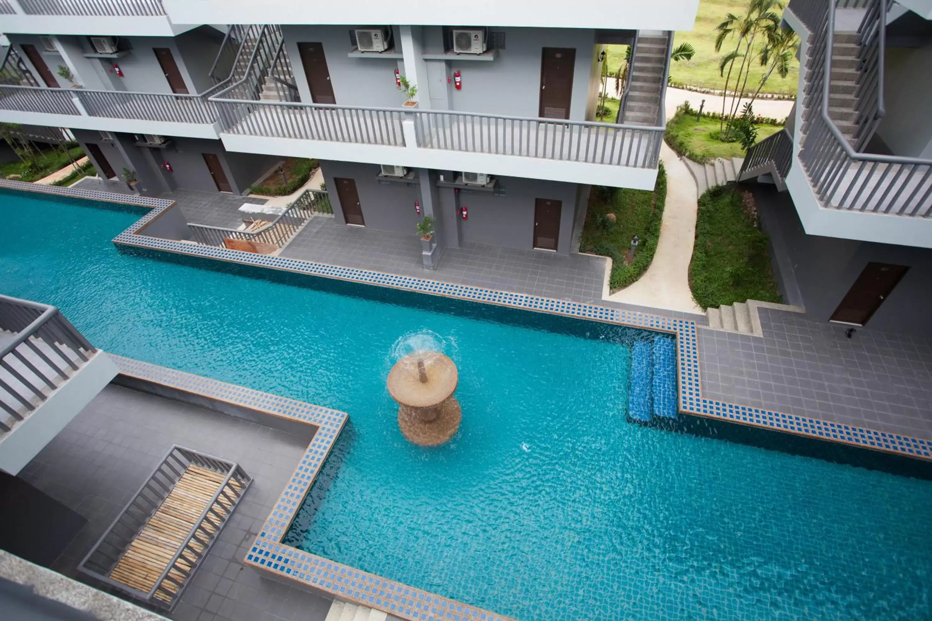 Swimming pool in Arawan Krabi Beach Resort