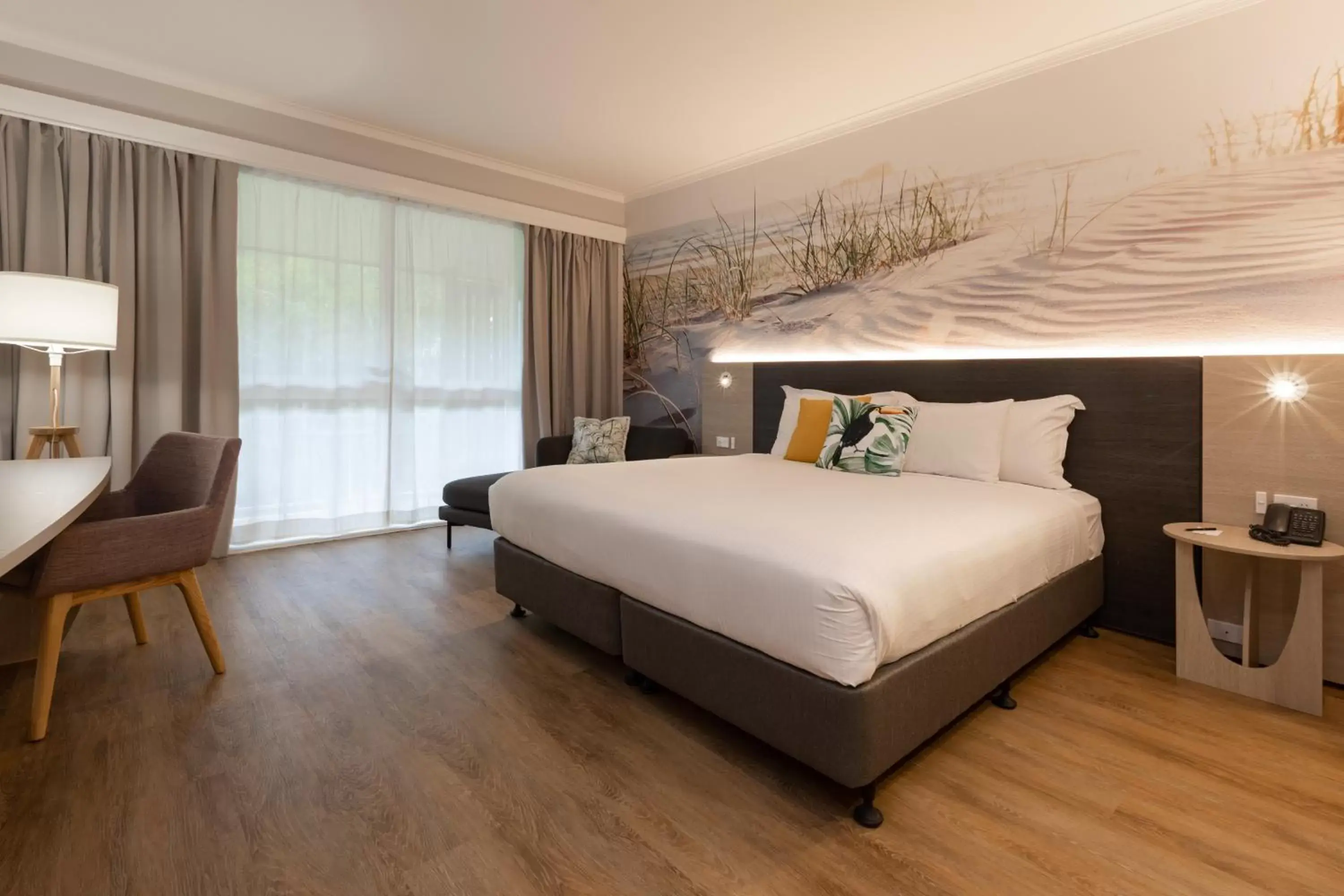 Photo of the whole room, Bed in Novotel Sunshine Coast Resort