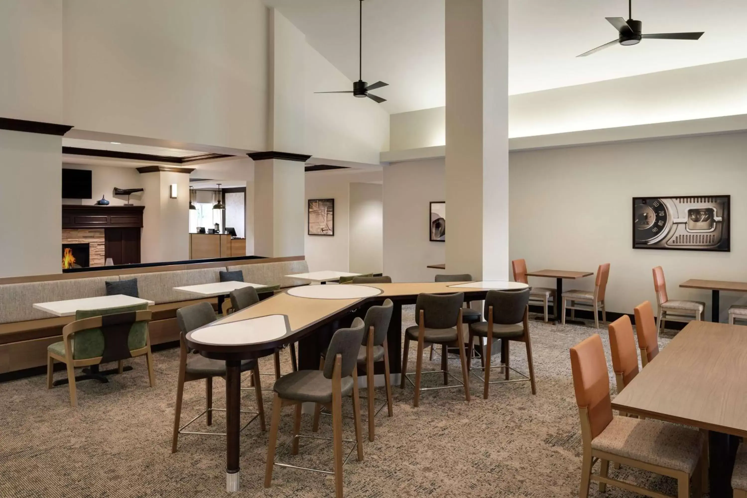 Breakfast, Restaurant/Places to Eat in Homewood Suites Fort Wayne