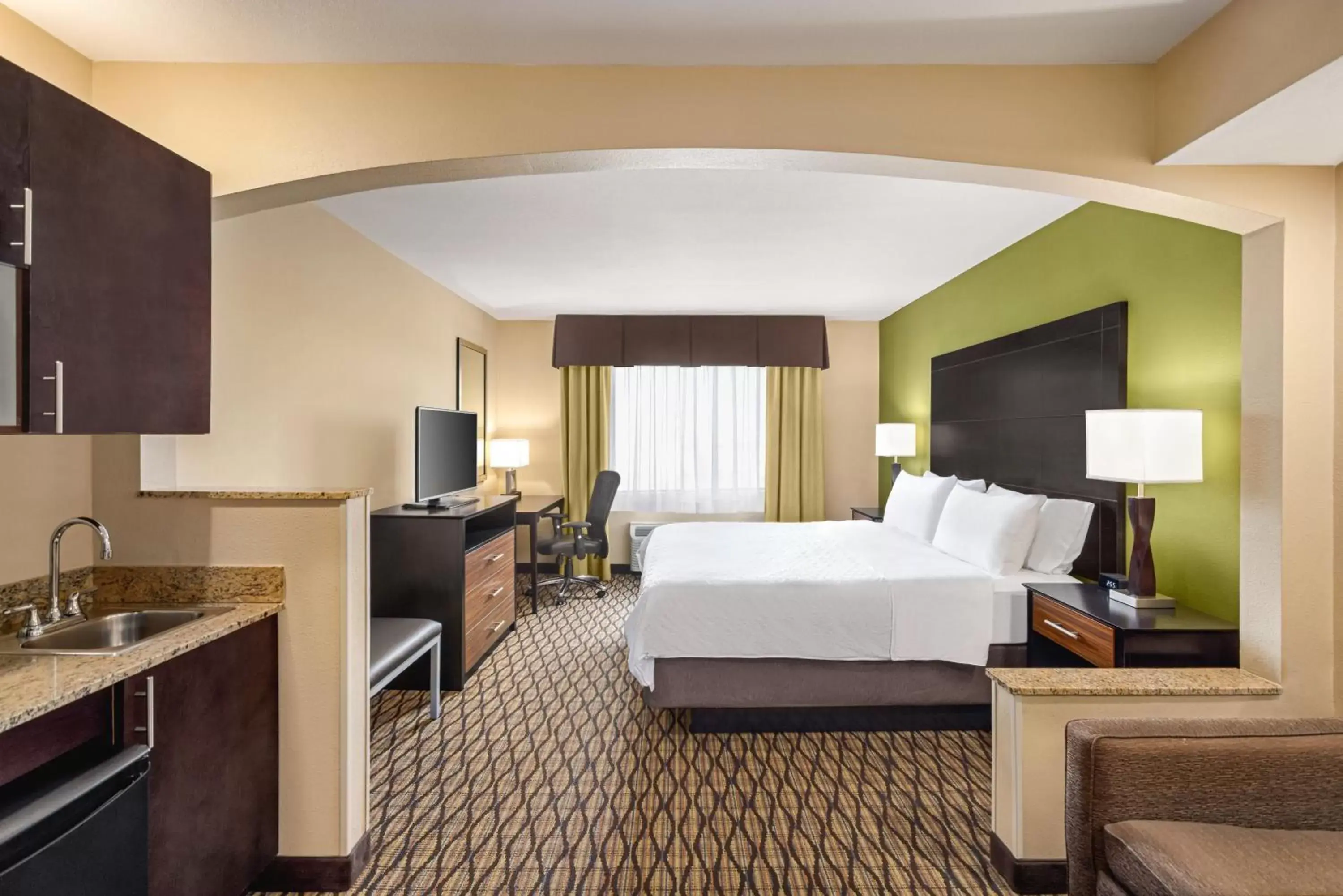 Photo of the whole room in Holiday Inn Express Hotel & Suites Edmond, an IHG Hotel