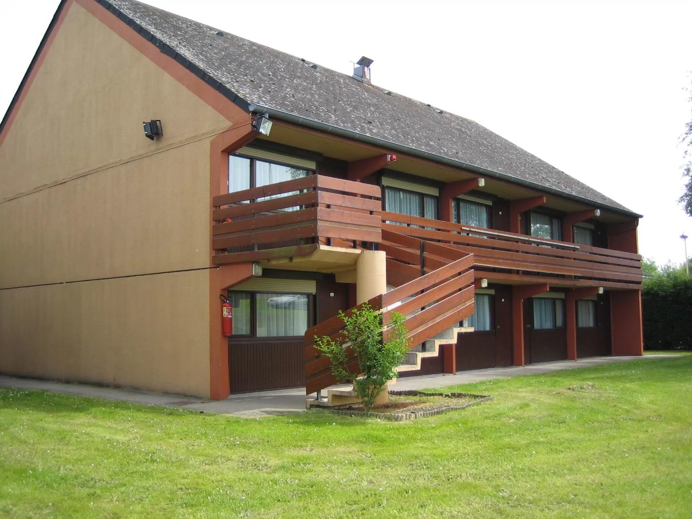 Property building in Campanile Rouen Nord - Mont-Saint-Aignan