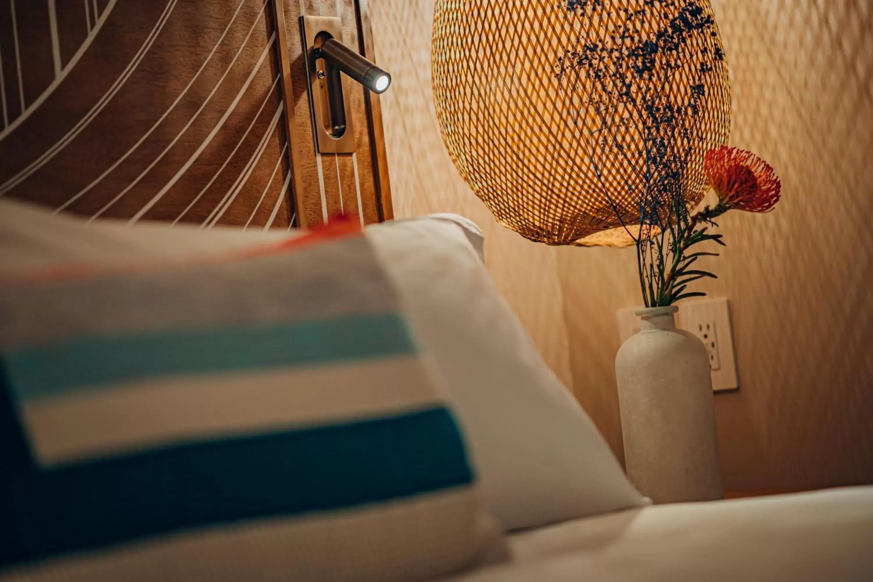 Bedroom, Bed in Renaissance Wind Creek Aruba Resort
