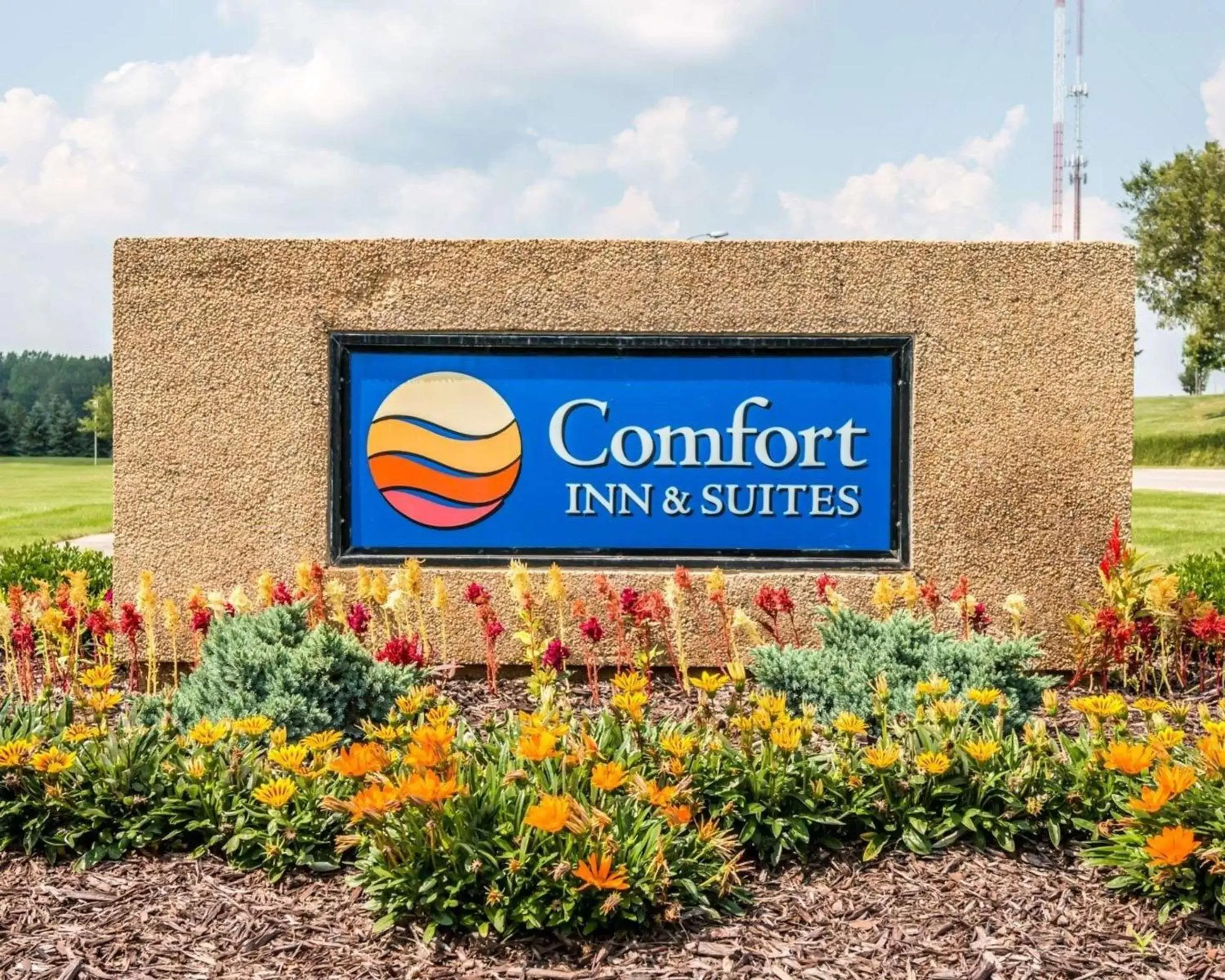 Property building in Comfort Inn & Suites and Conference Center