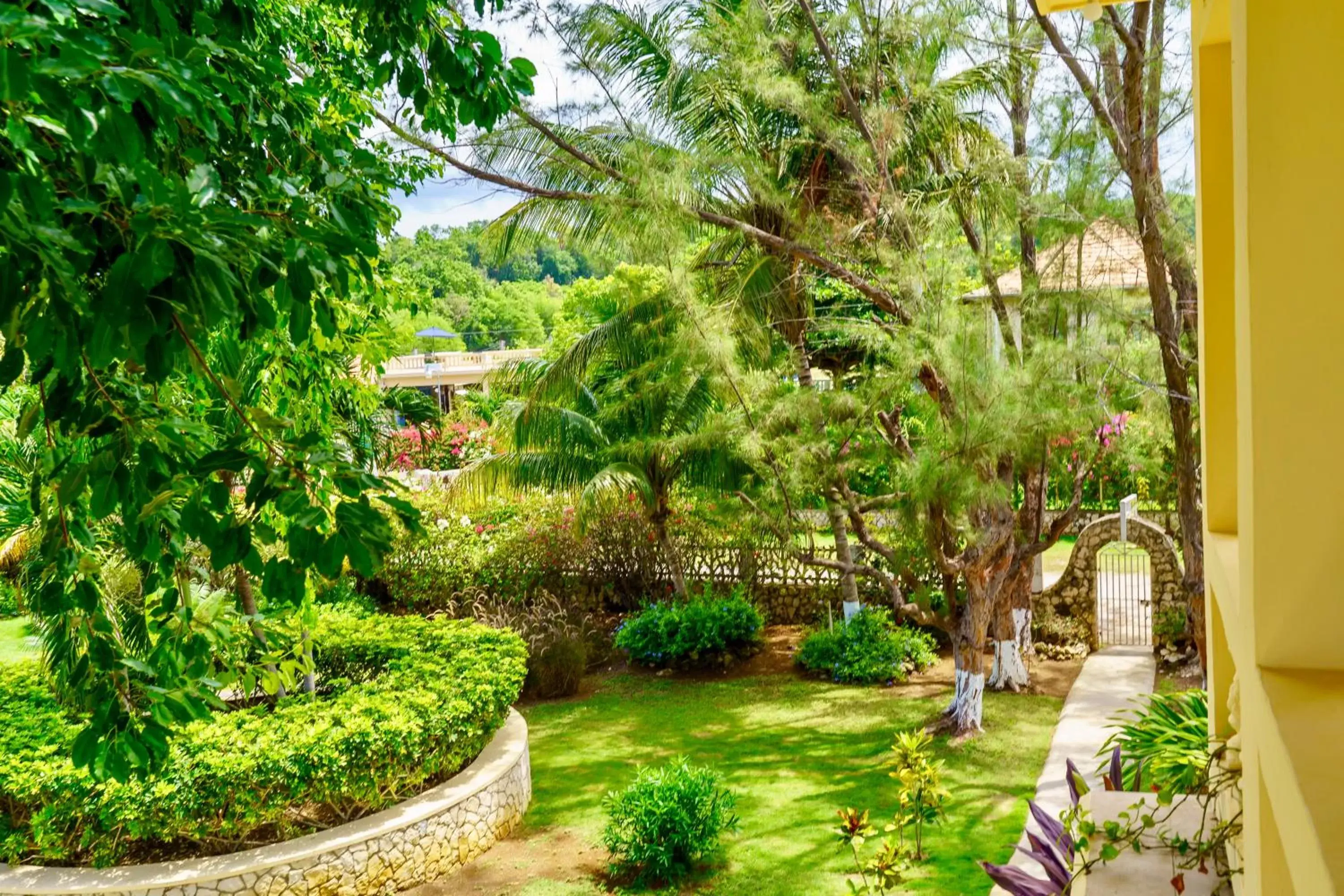 Garden in The Westender Inn