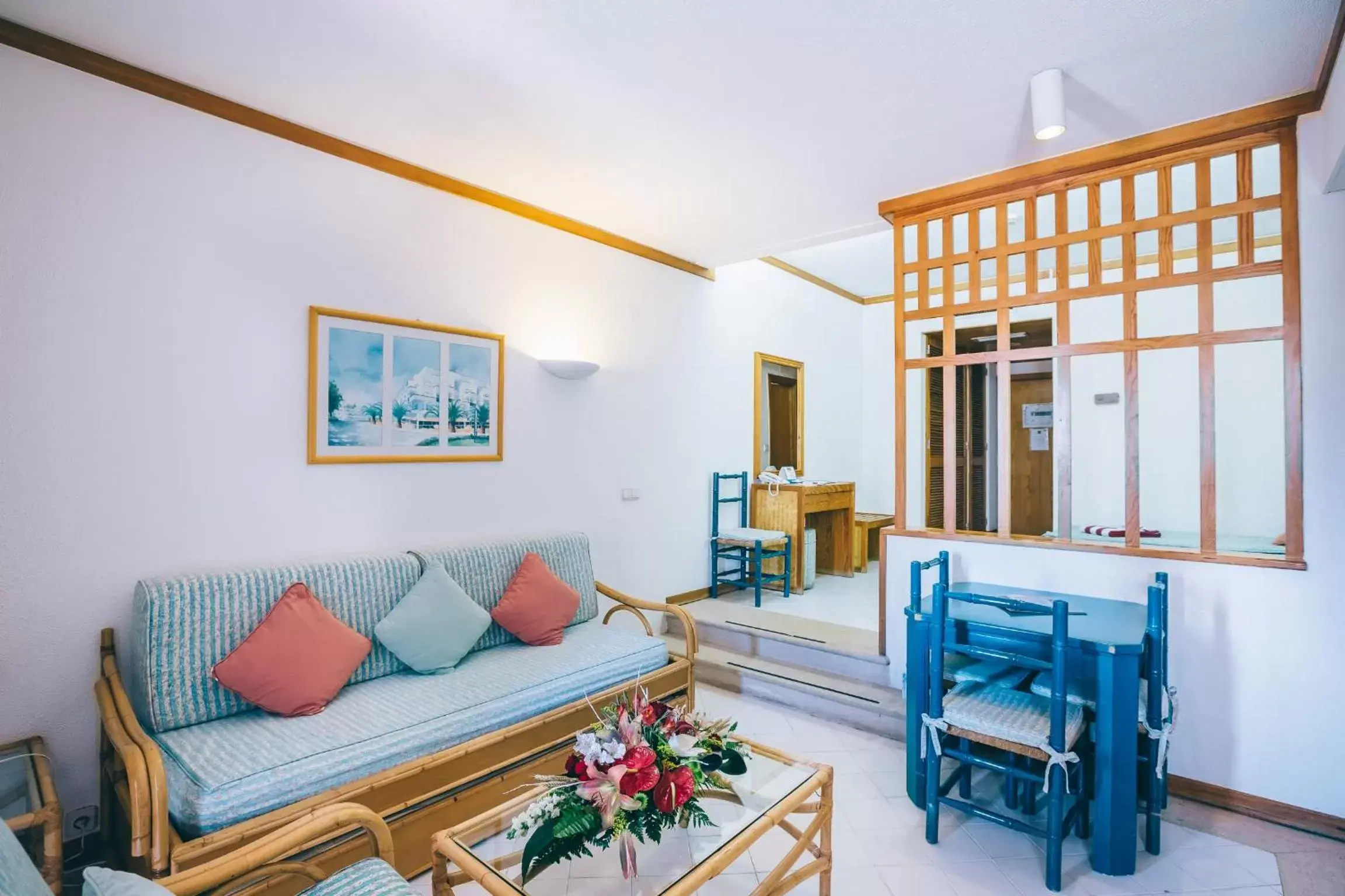 Living room, Seating Area in Muthu Oura Praia Hotel