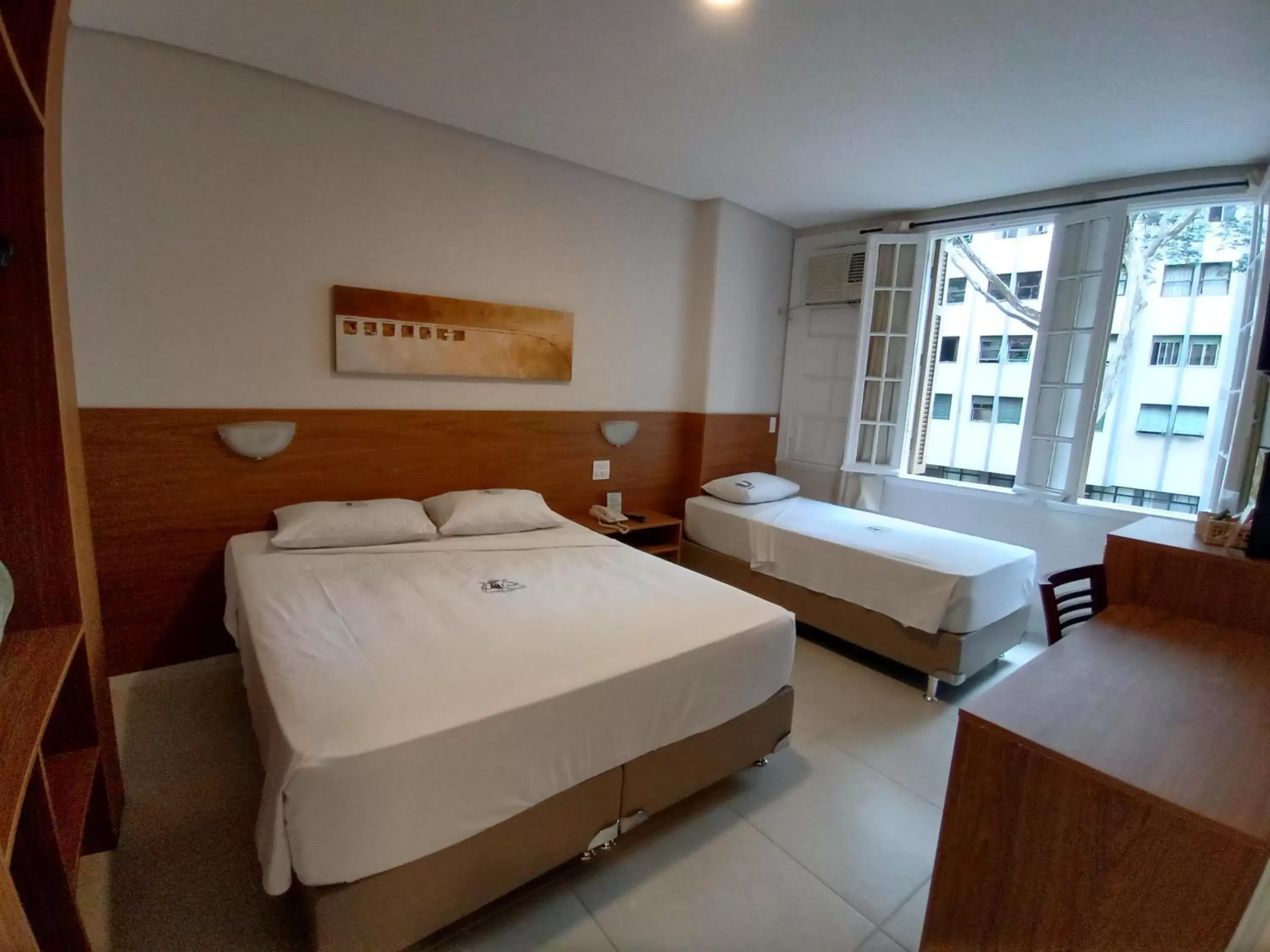 Bed in Hotel Itamarati Centro-República