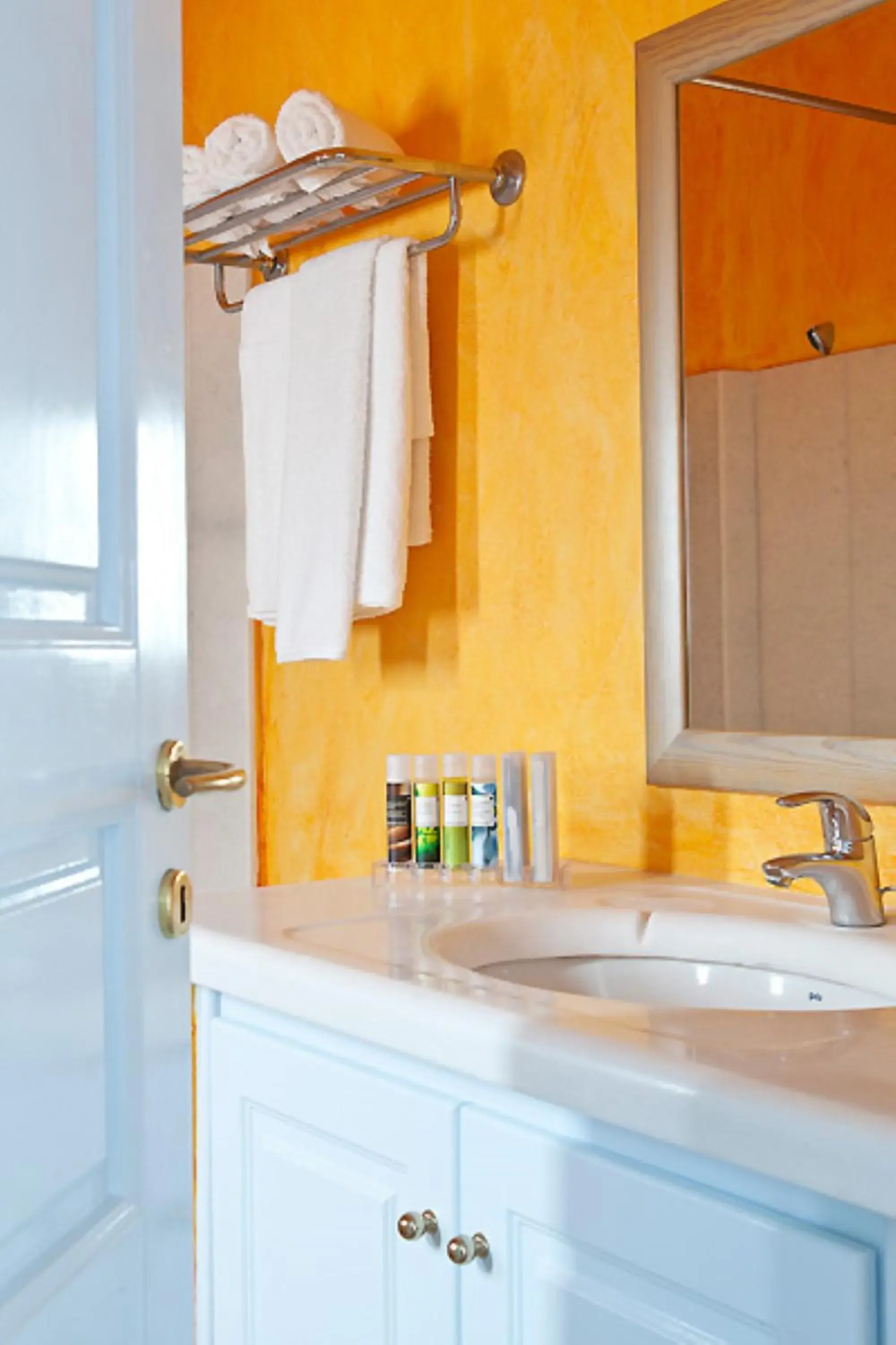 Bathroom in Aria Suites & Villas