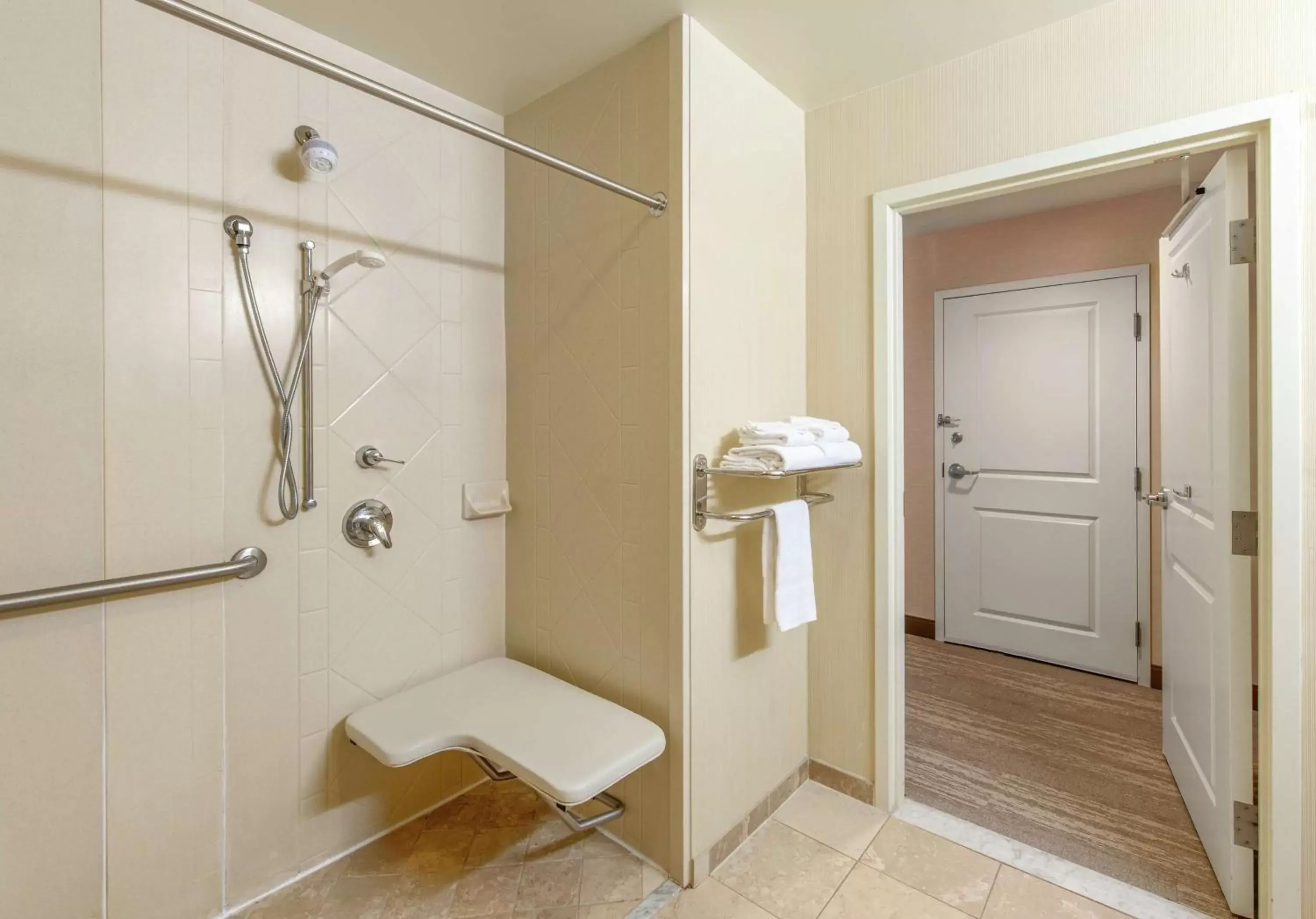 Bathroom in Hampton Inn & Suites North Conway