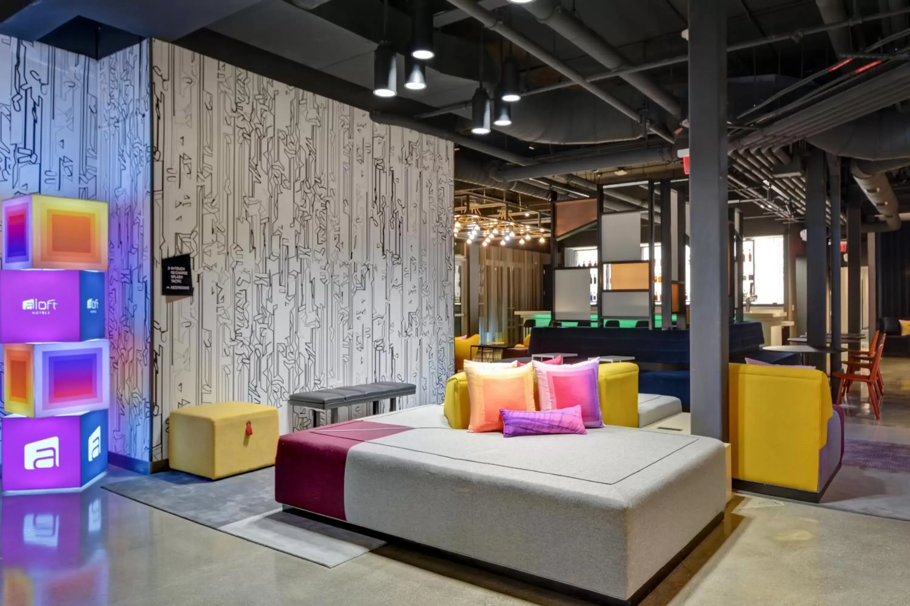 Lobby or reception in Aloft Secaucus Meadowlands