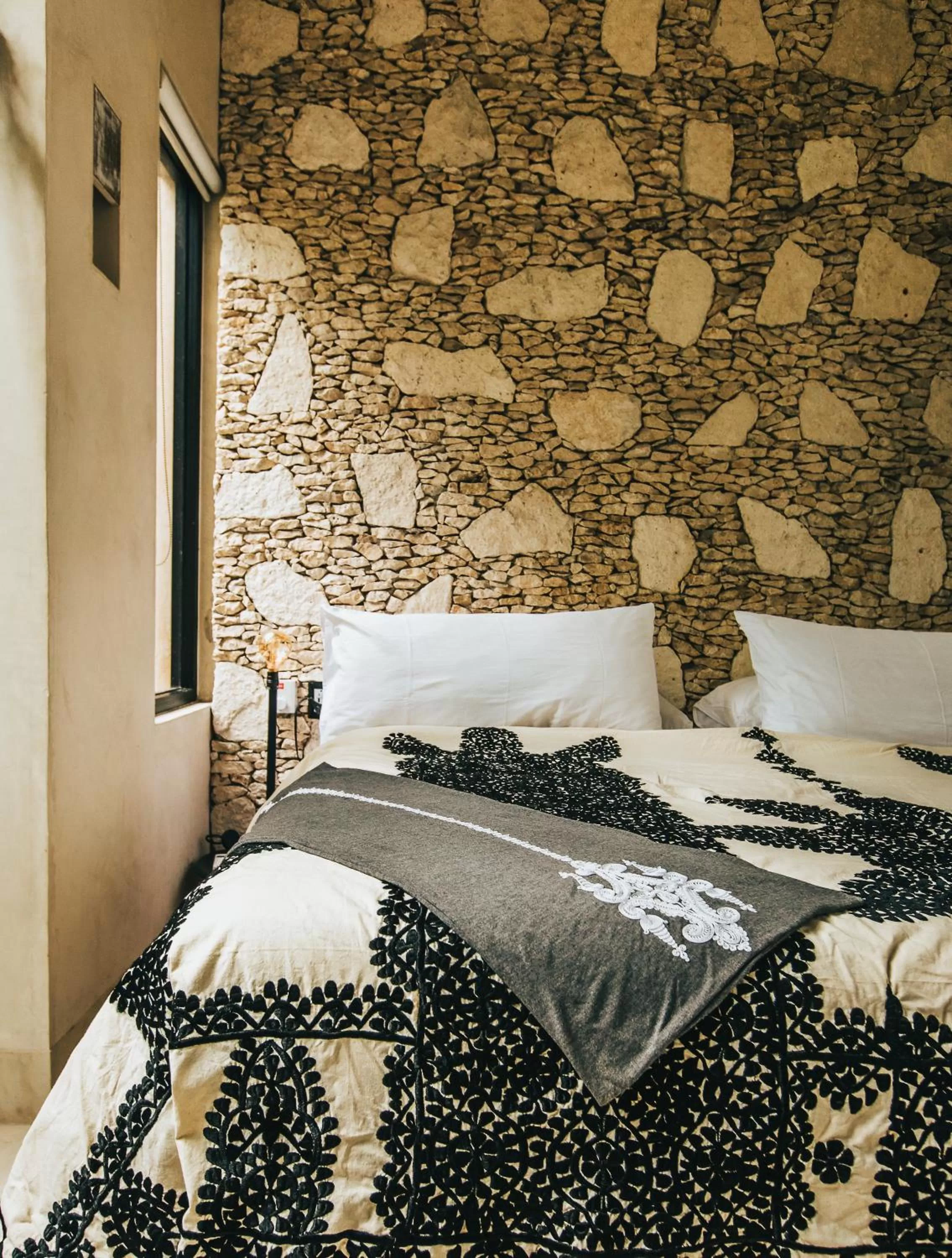 Bed in Ambre & Epices Jungle Hotel & Spa